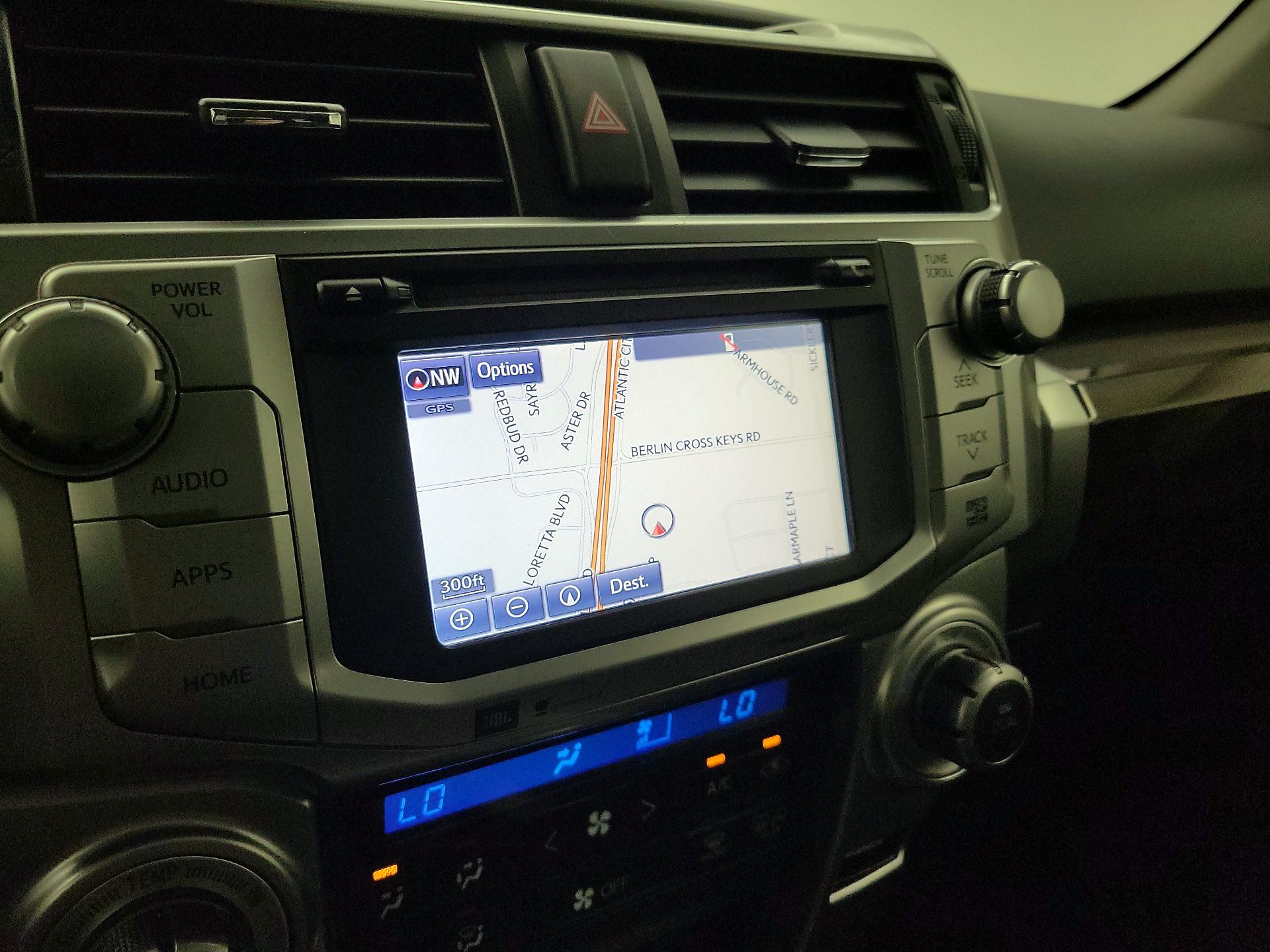 Thumbnail: 2016 Toyota 4Runner - 14