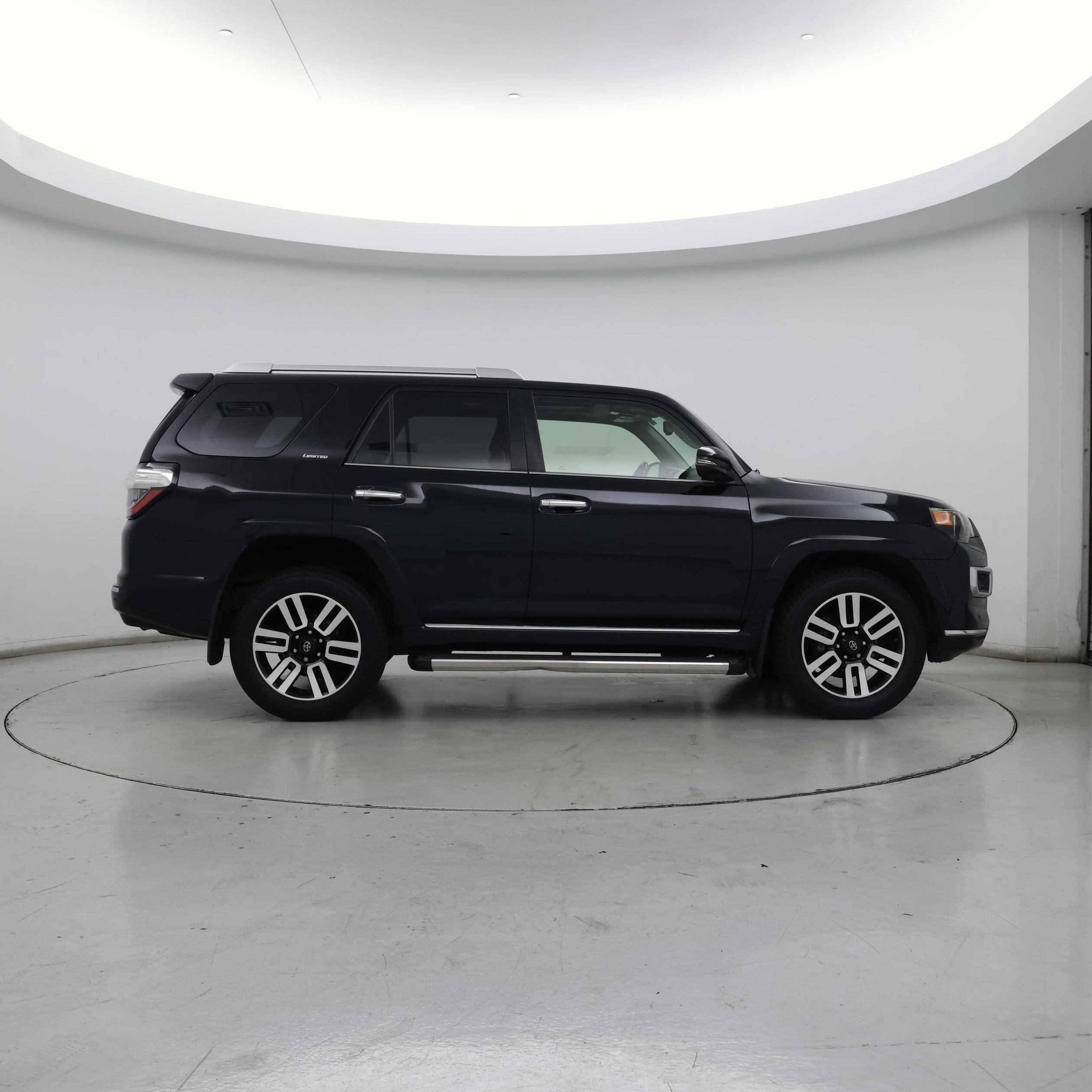 Thumbnail: 2016 Toyota 4Runner - 7