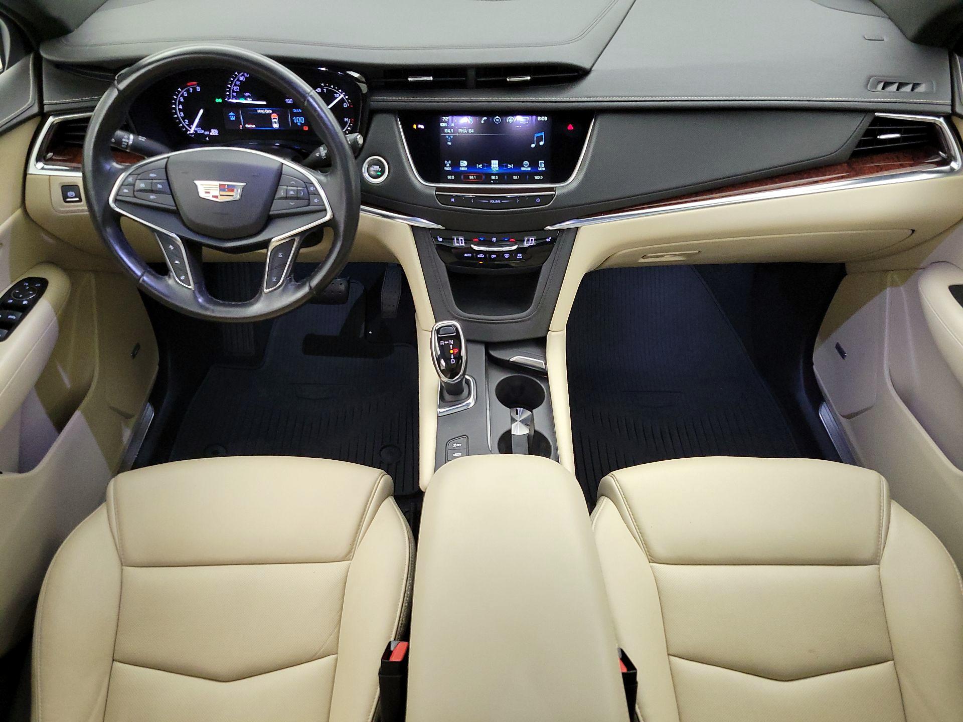 Thumbnail: 2019 Cadillac XT5 - 9