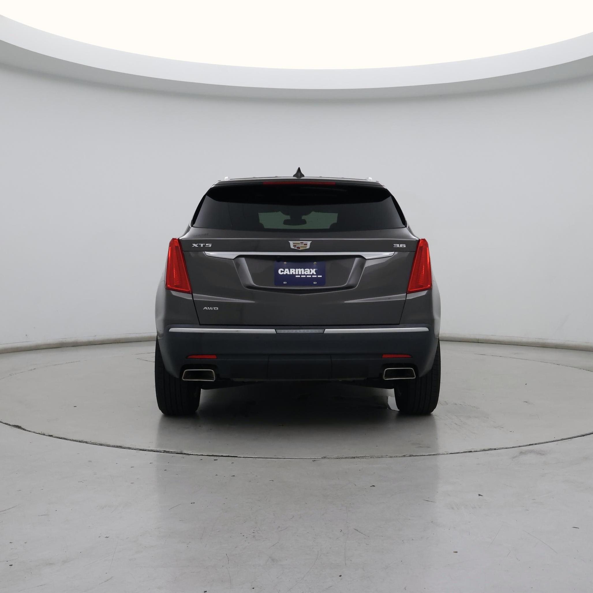 Thumbnail: 2019 Cadillac XT5 - 6