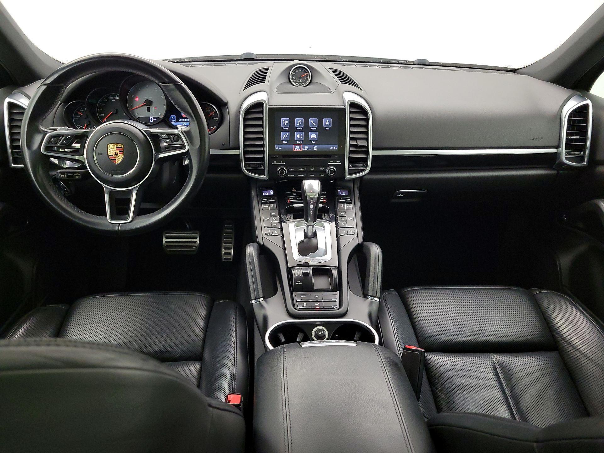 Thumbnail: 2018 Porsche Cayenne - 9
