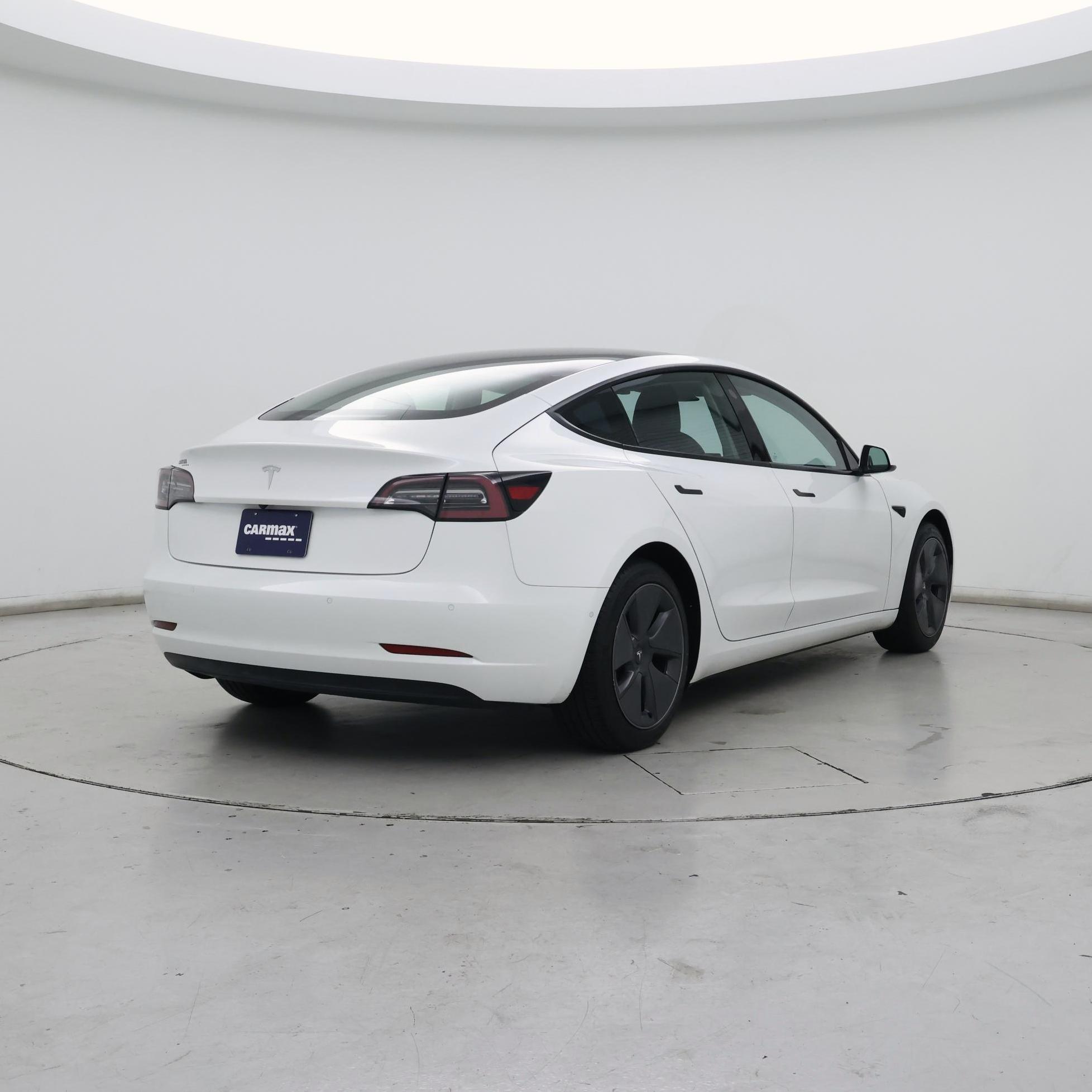 Thumbnail: 2022 Tesla Model 3 - 8