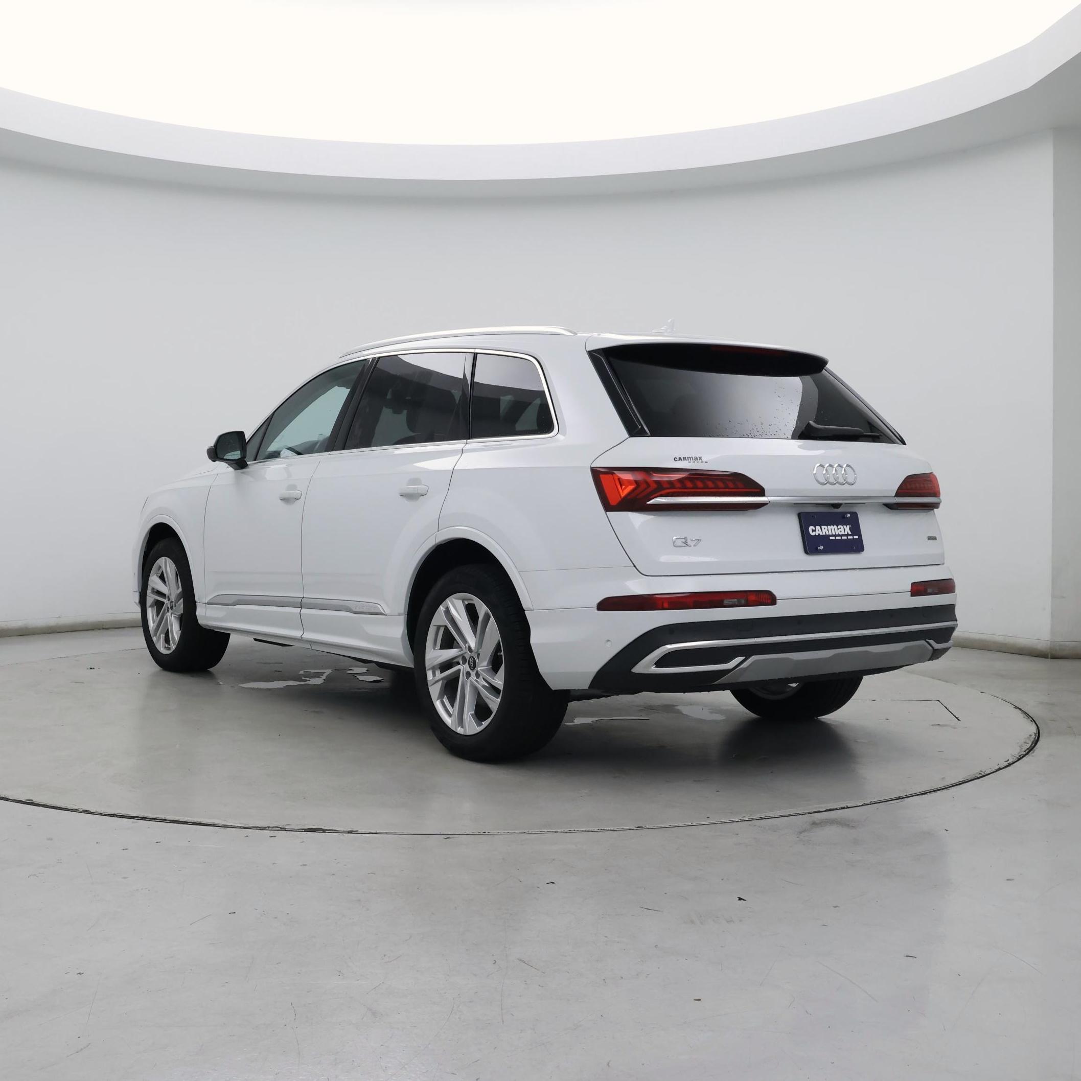 Thumbnail: 2023 Audi Q7 - 2