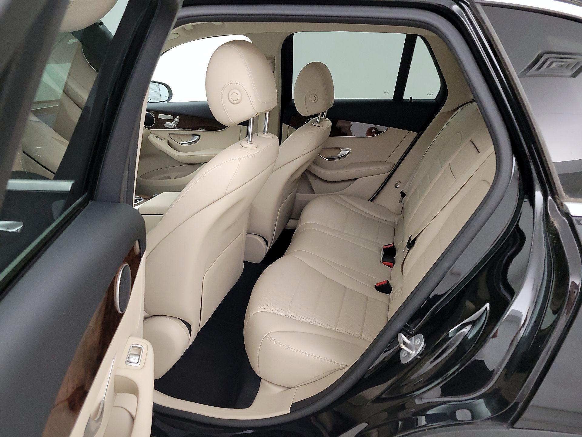 Thumbnail: 2018 Mercedes-Benz GLC - 20