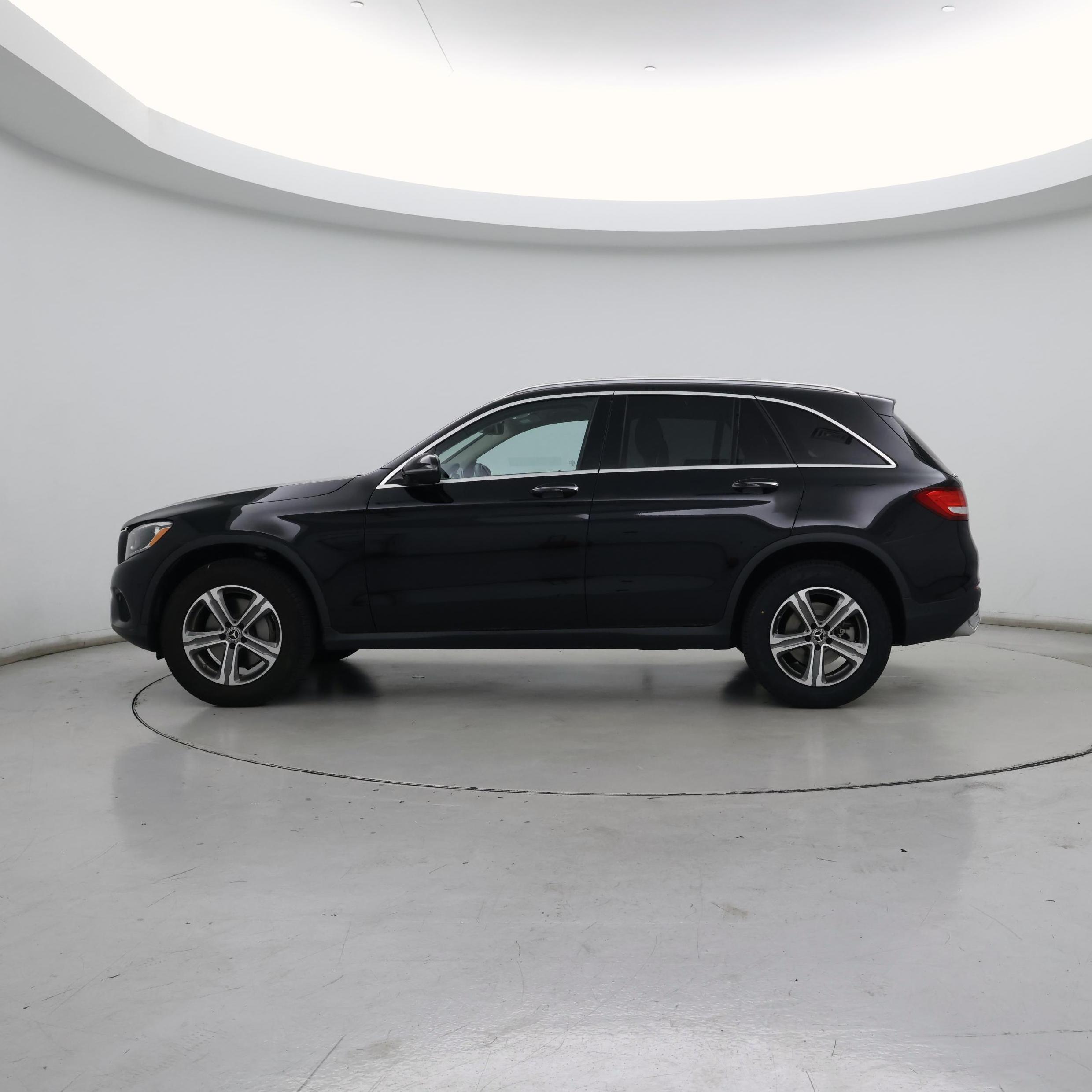 Thumbnail: 2018 Mercedes-Benz GLC - 3