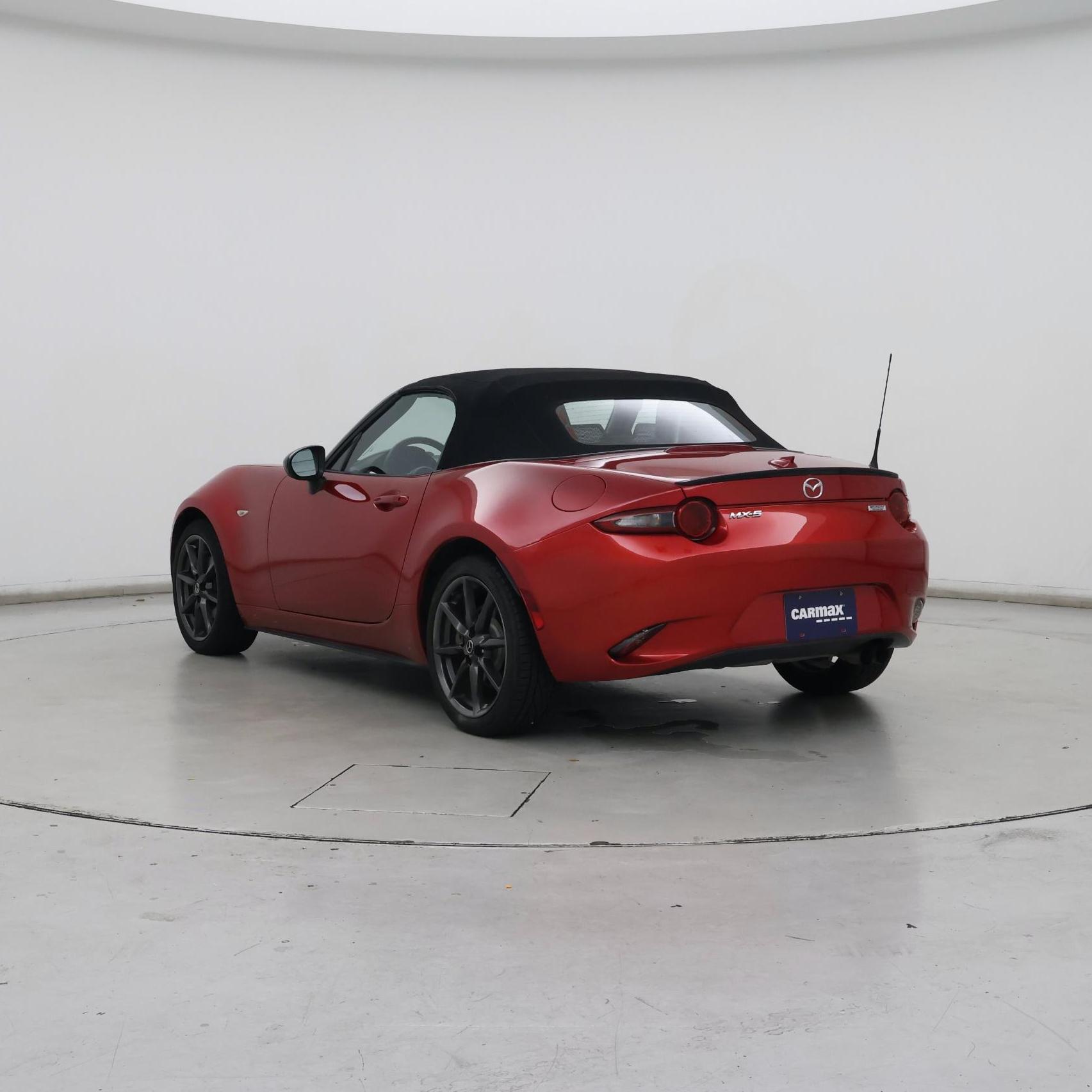 Thumbnail: 2017 Mazda MX-5 Miata - 2