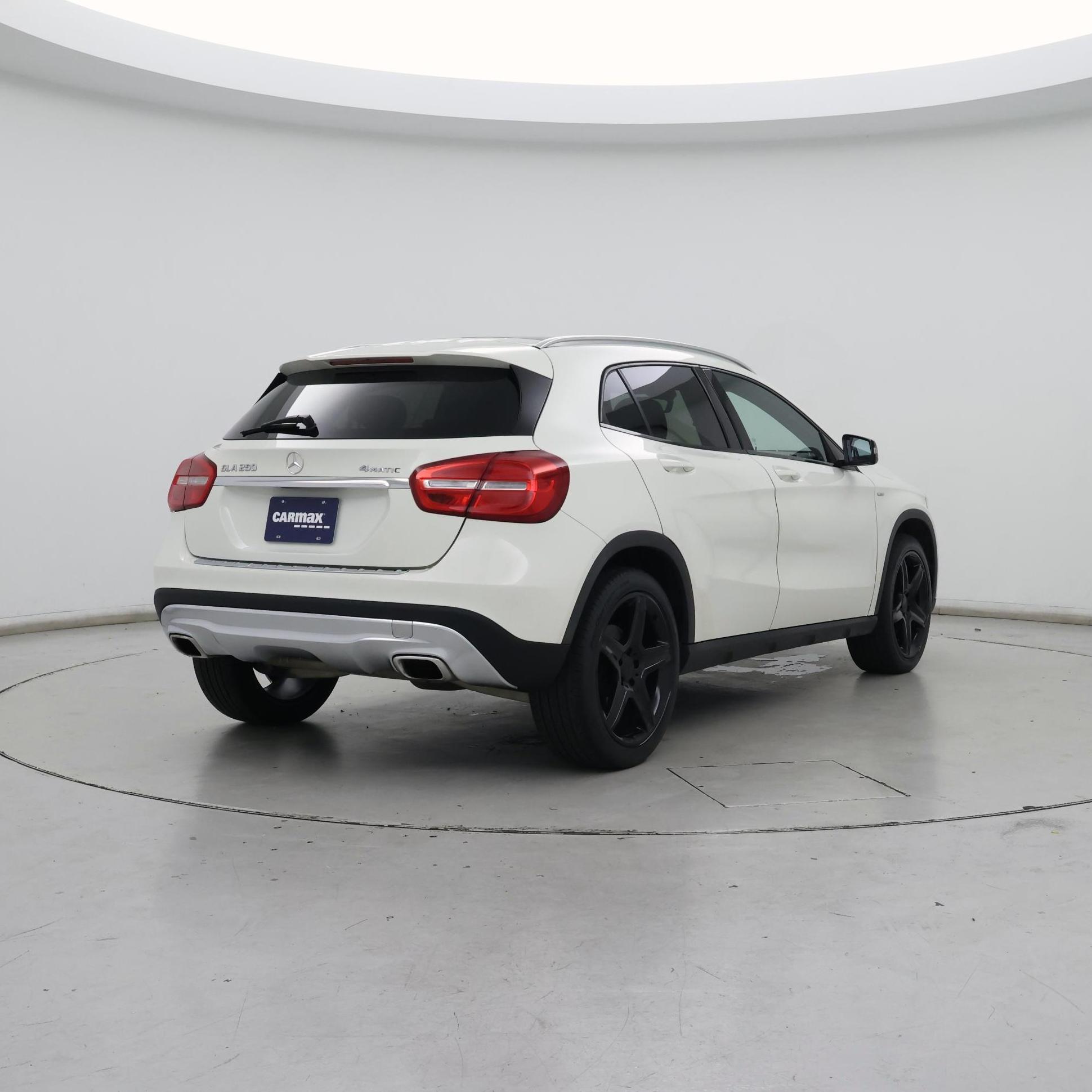 Thumbnail: 2015 Mercedes-Benz GLA - 8