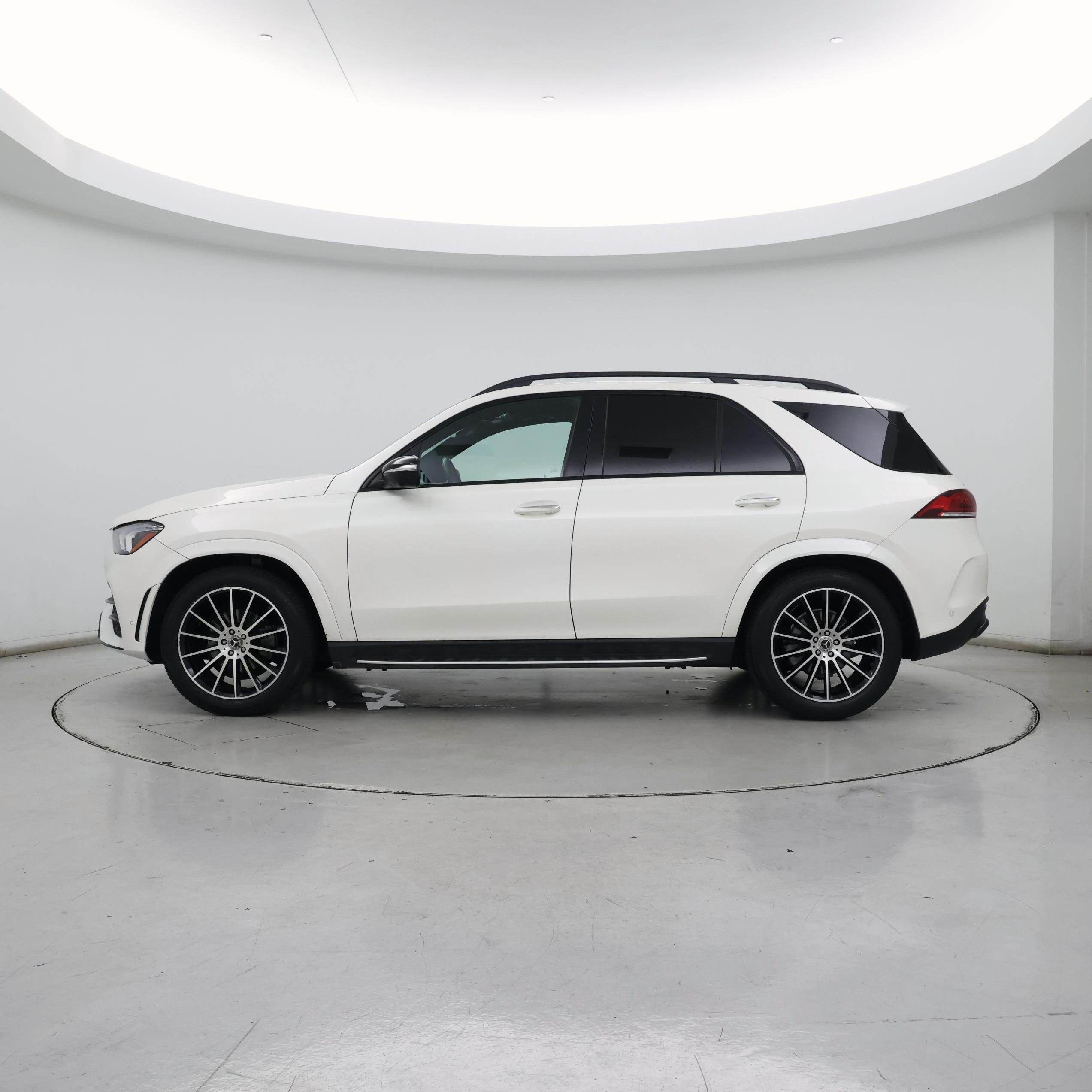 Thumbnail: 2022 Mercedes-Benz GLE - 3