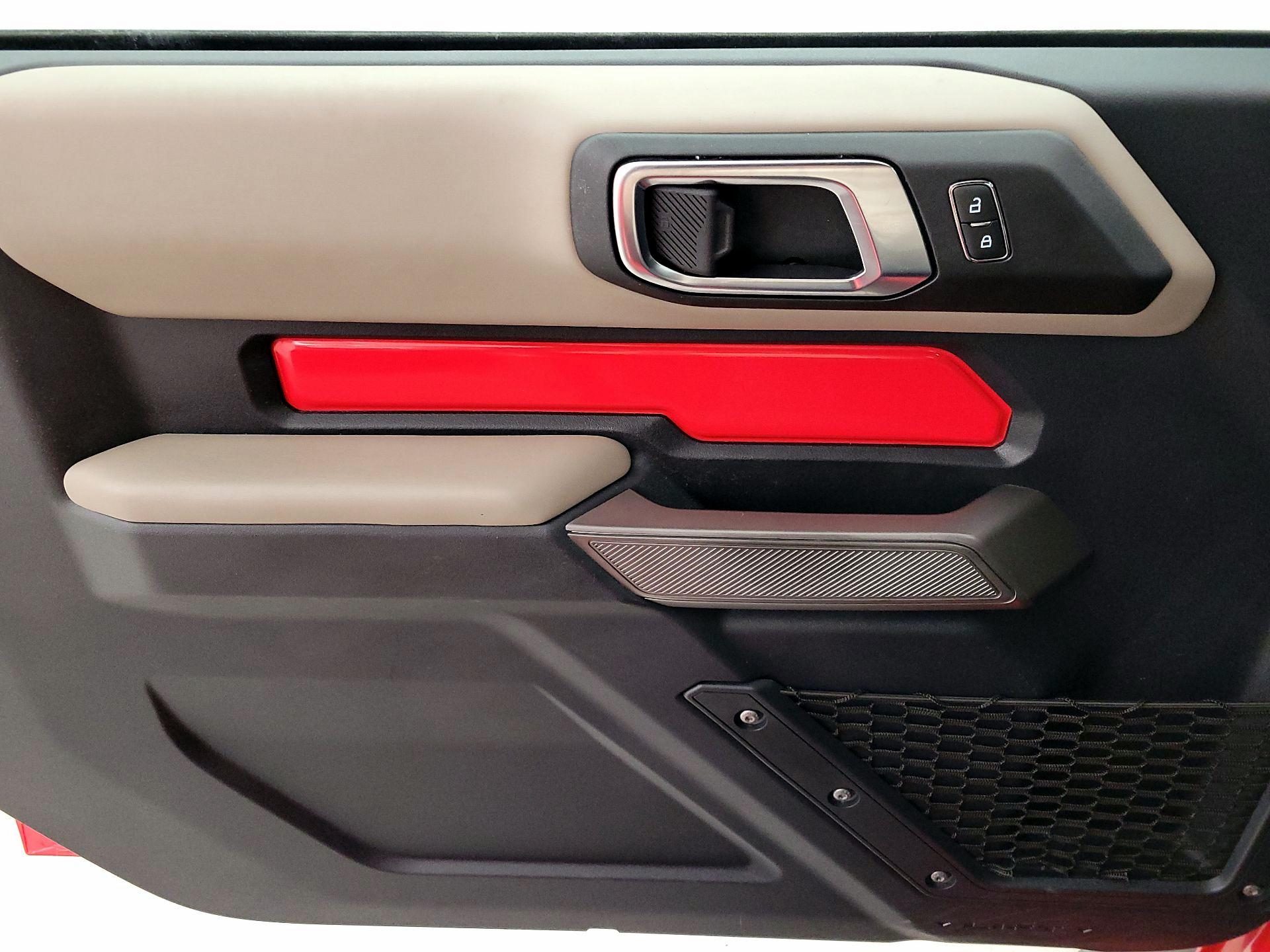 Thumbnail: 2022 Ford Bronco - 12