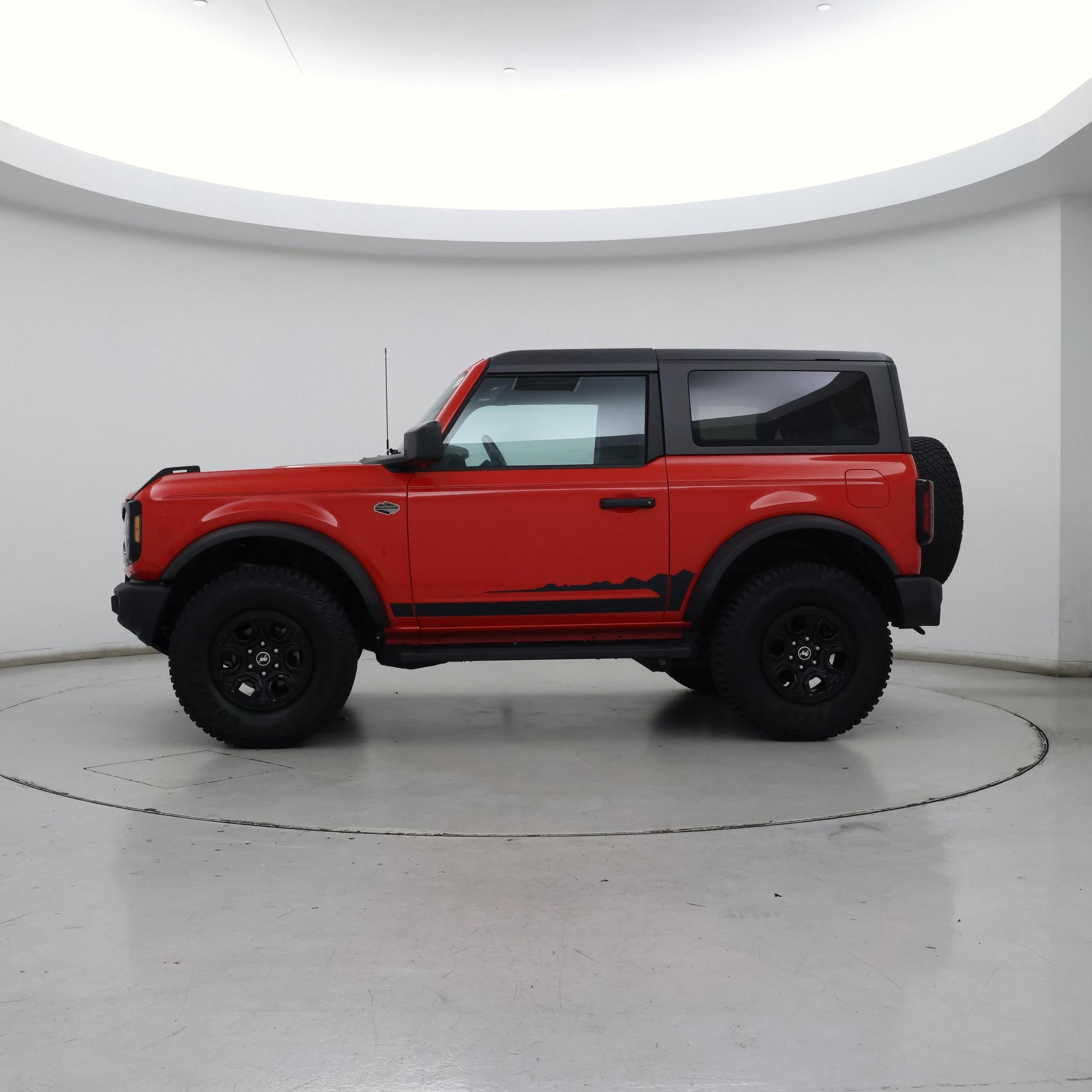Thumbnail: 2022 Ford Bronco - 3
