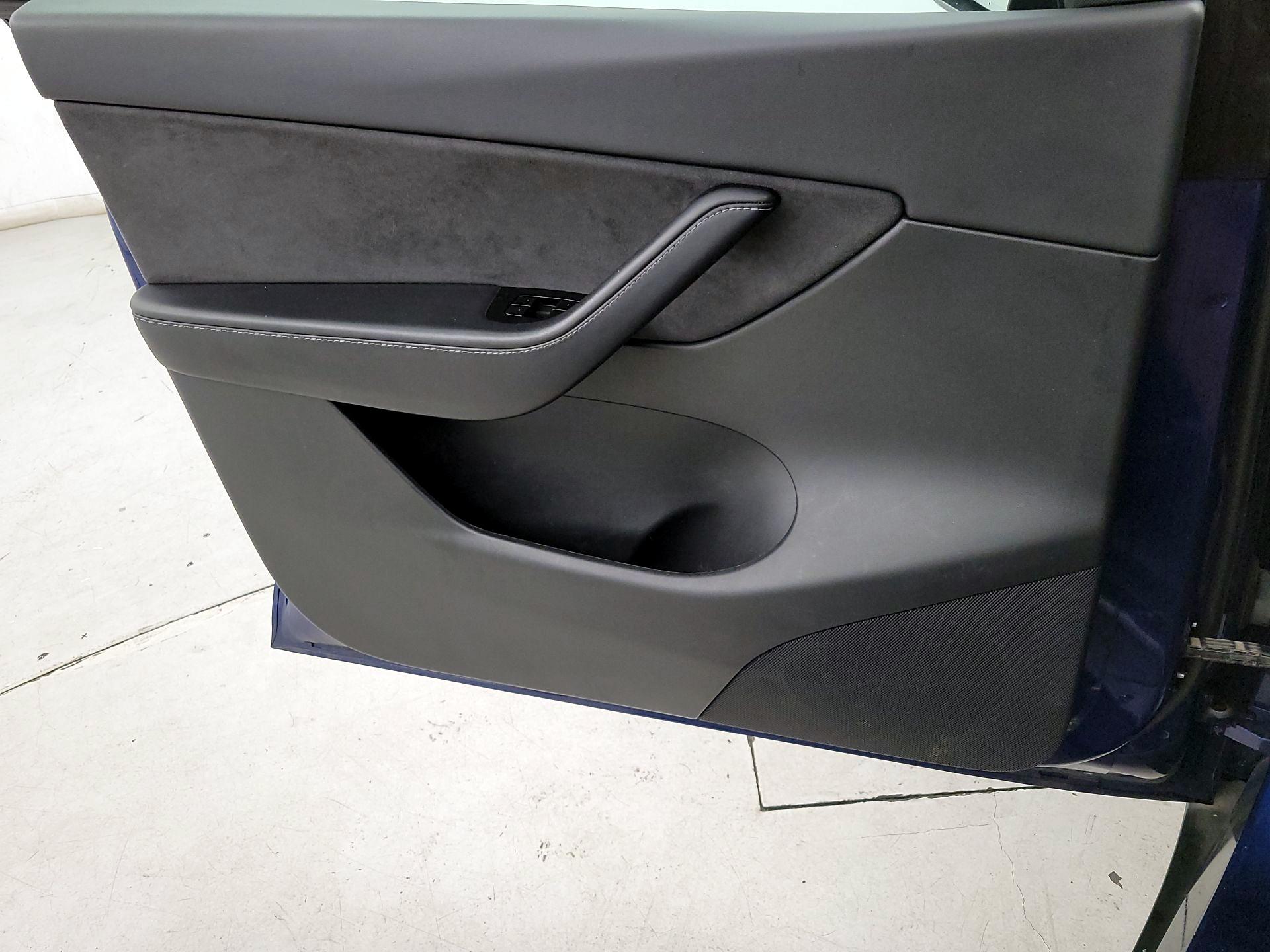 Thumbnail: 2021 Tesla Model Y - 12