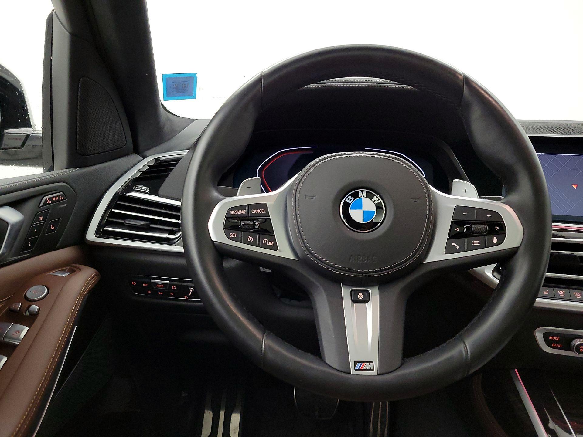 Thumbnail: 2021 BMW X7 - 10
