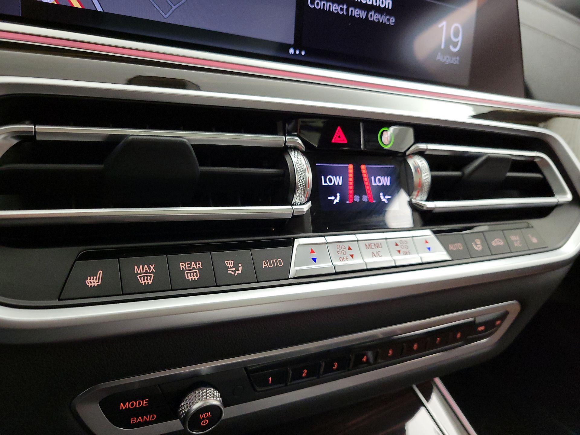 Thumbnail: 2021 BMW X7 - 17
