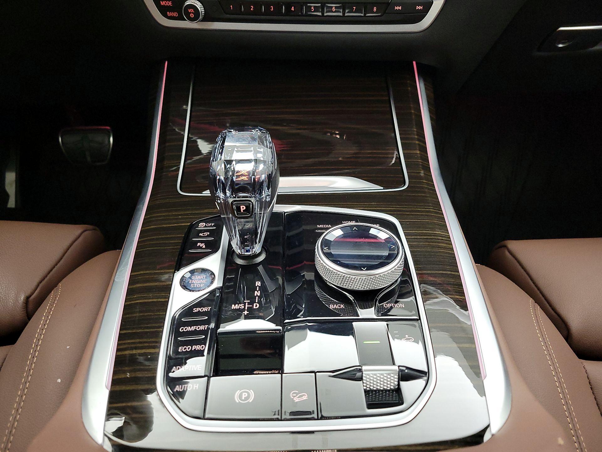 Thumbnail: 2021 BMW X7 - 18