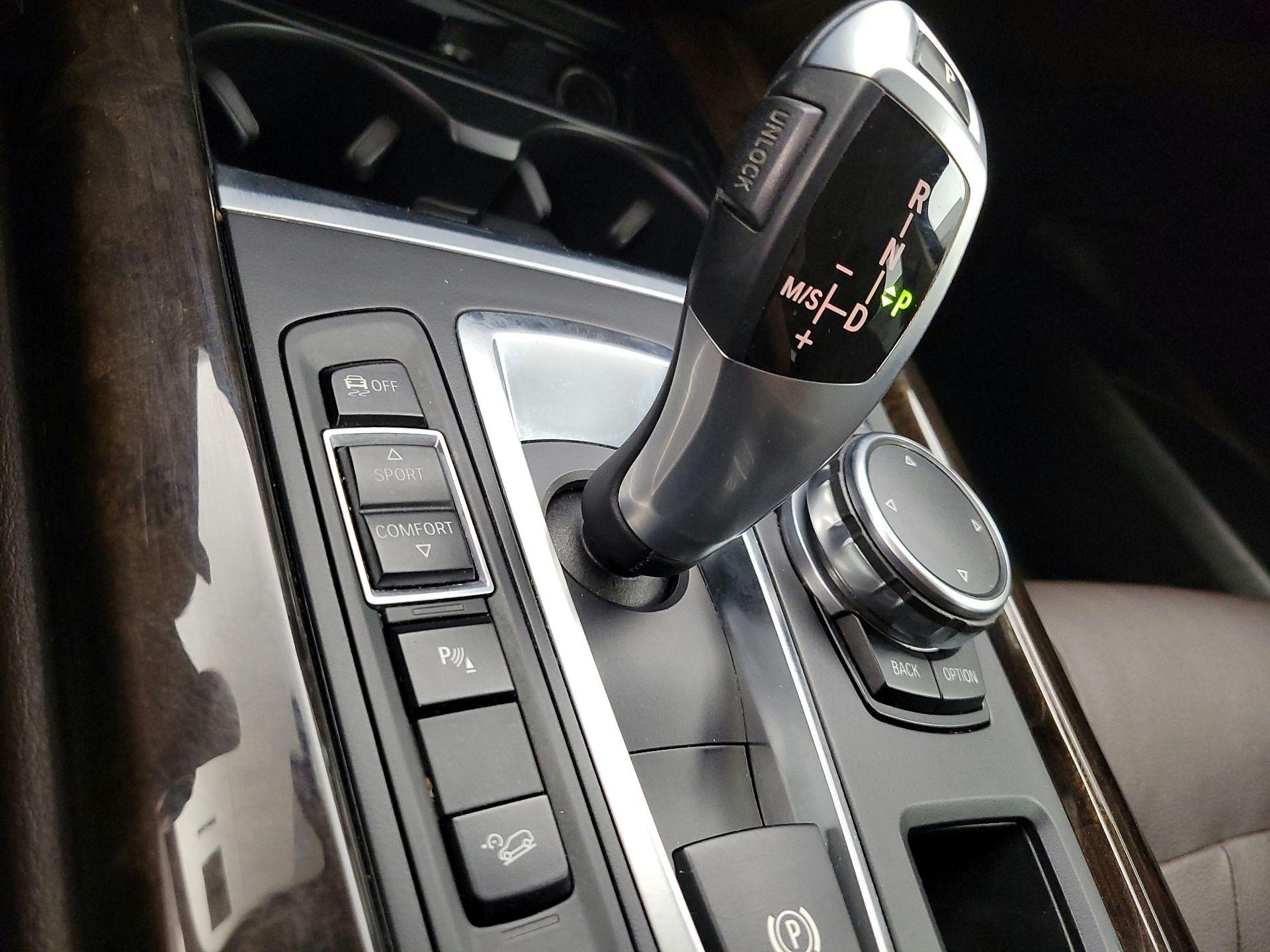 Thumbnail: 2016 BMW X5 - 18