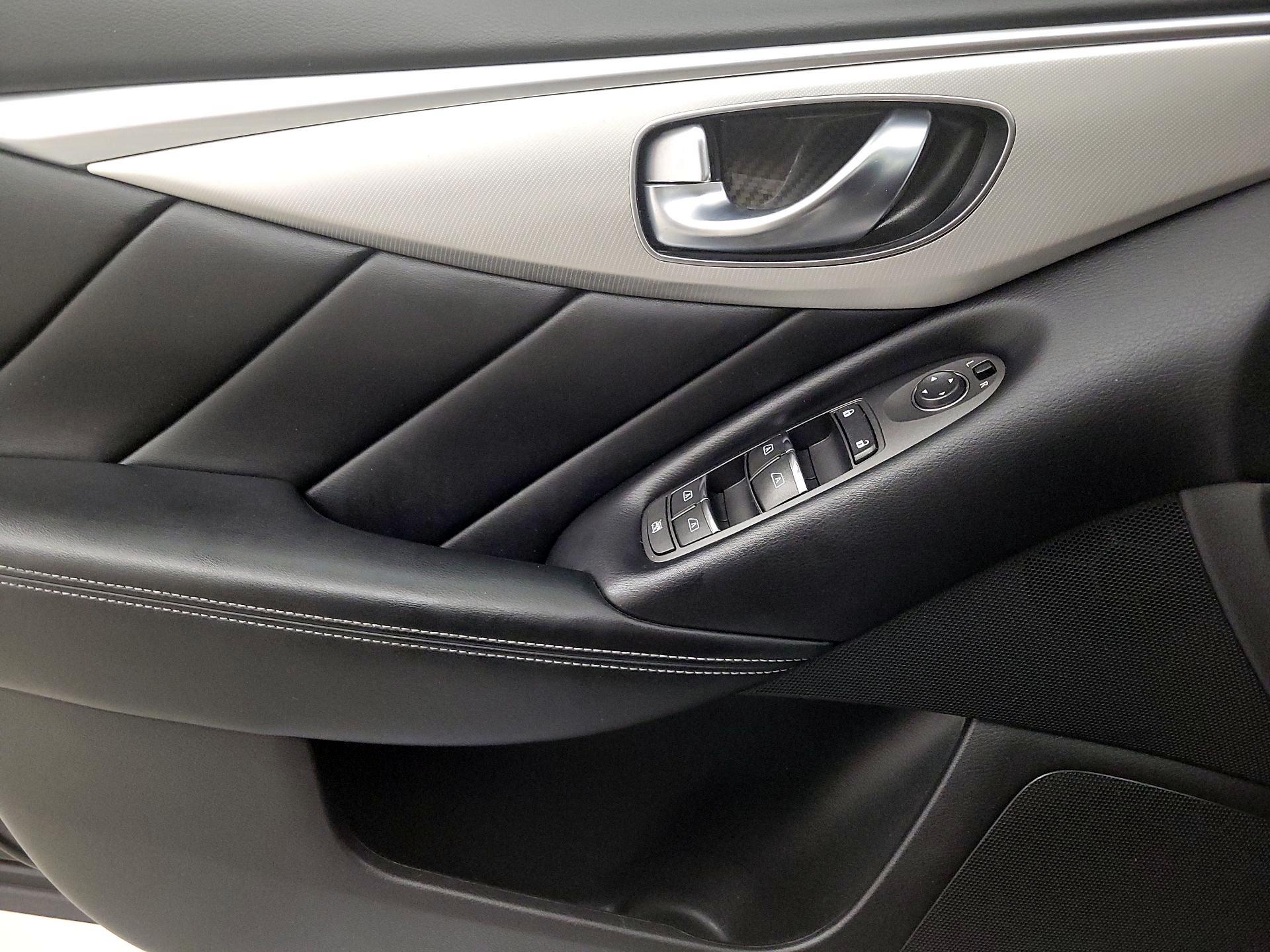 Thumbnail: 2020 INFINITI Q50 - 12