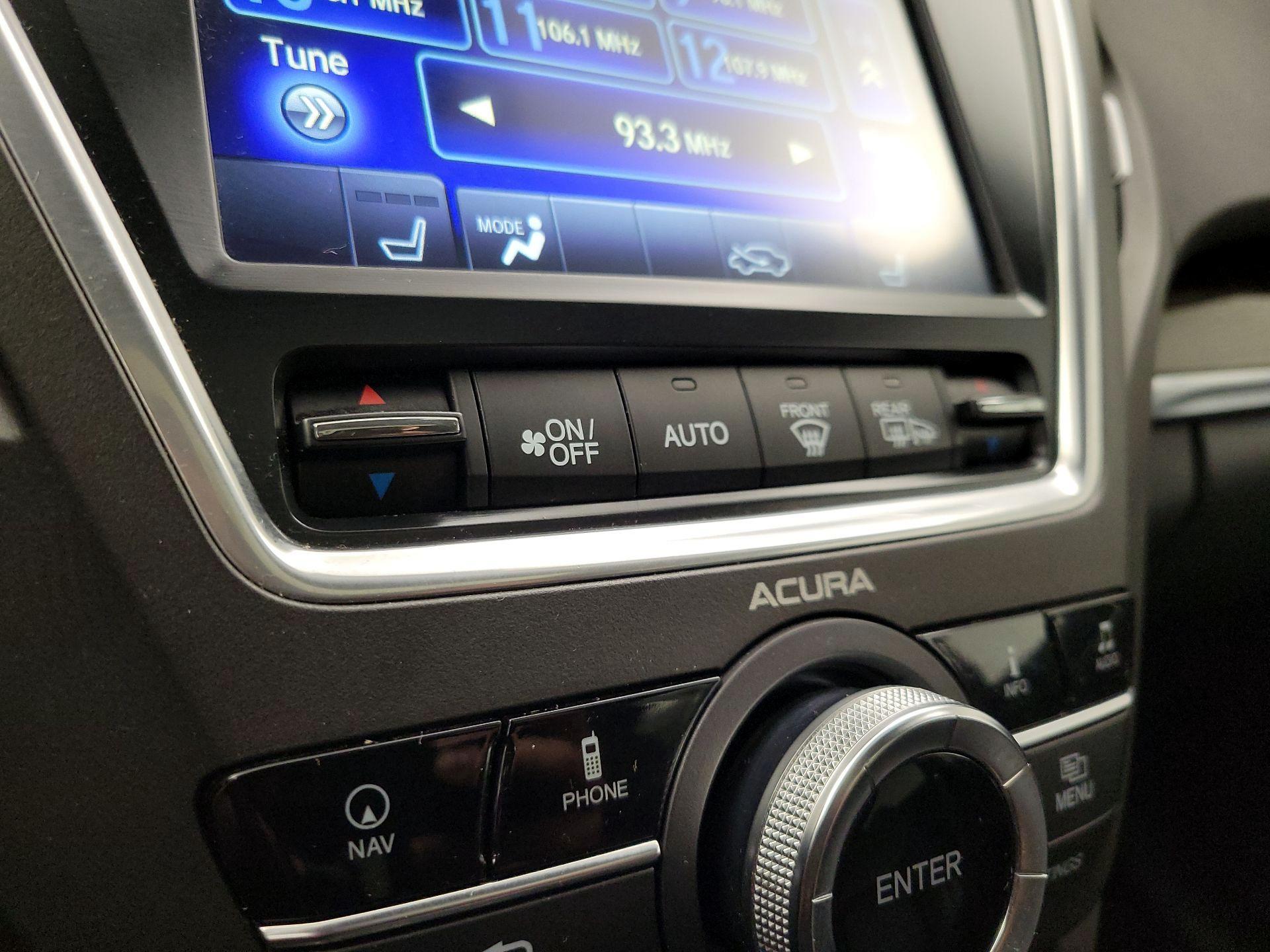Thumbnail: 2017 Acura MDX - 17