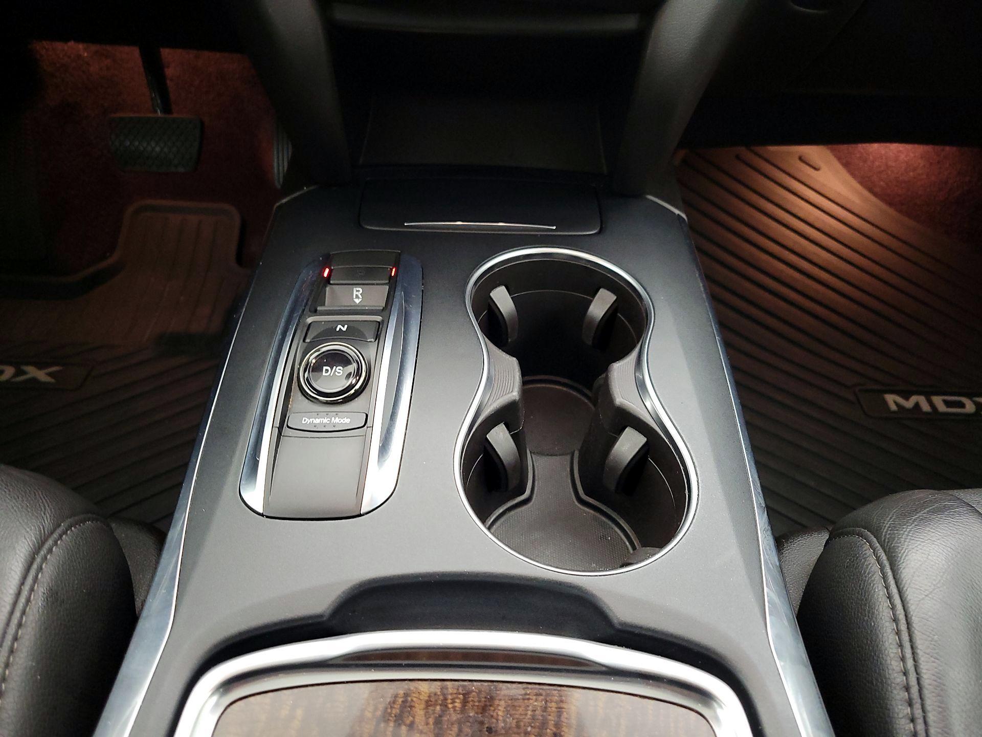 Thumbnail: 2017 Acura MDX - 18
