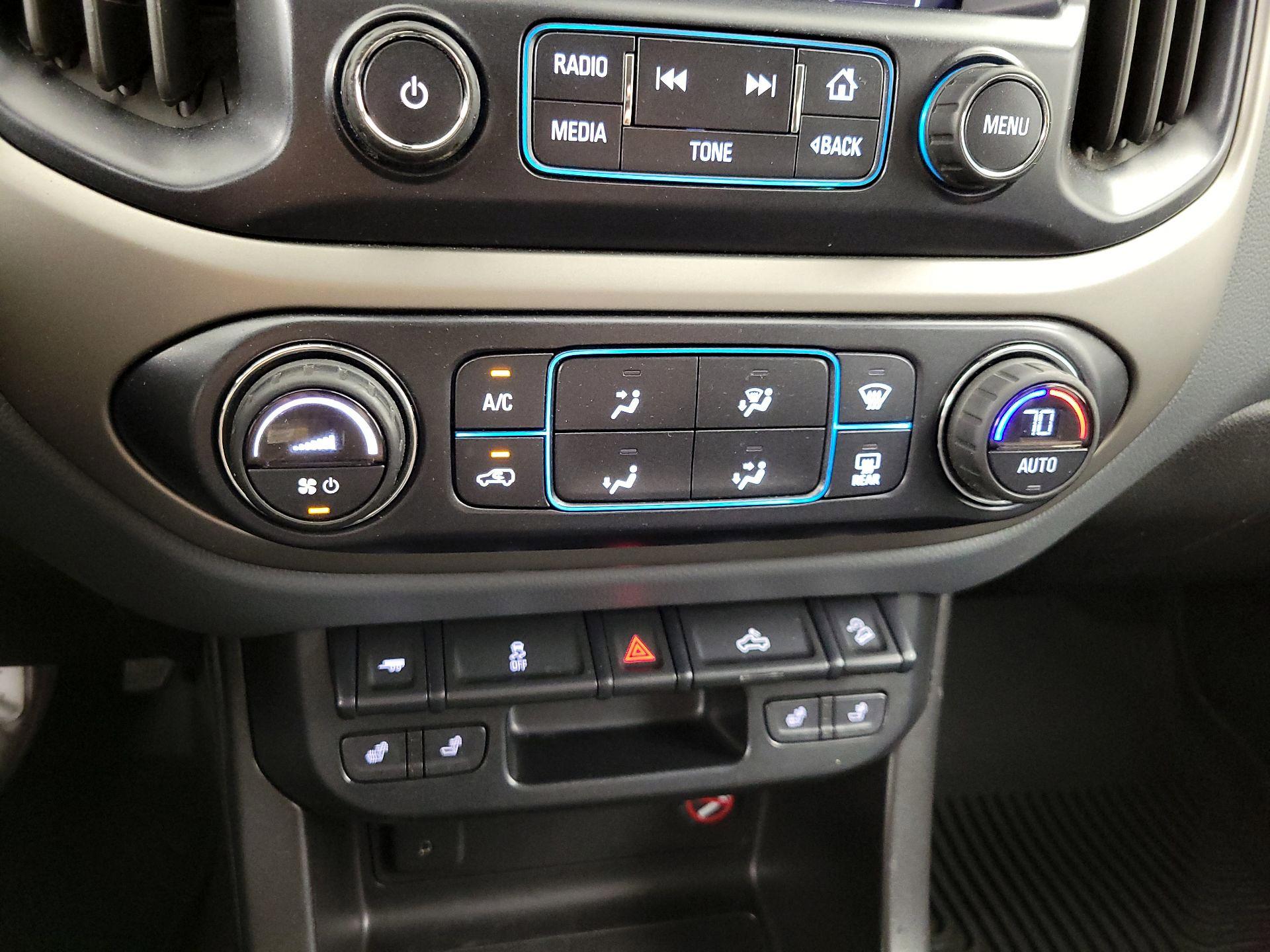 Thumbnail: 2016 Chevrolet Colorado - 16