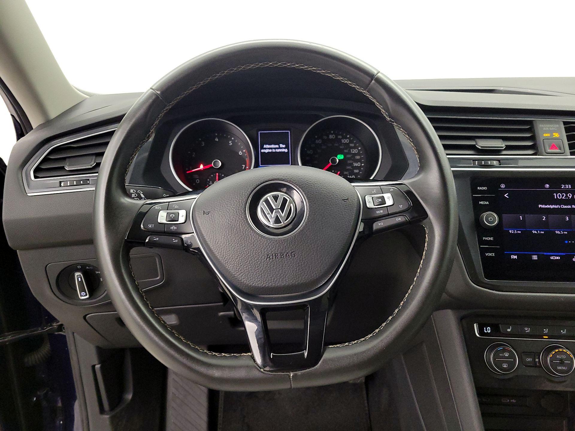 Thumbnail: 2021 Volkswagen Tiguan - 10