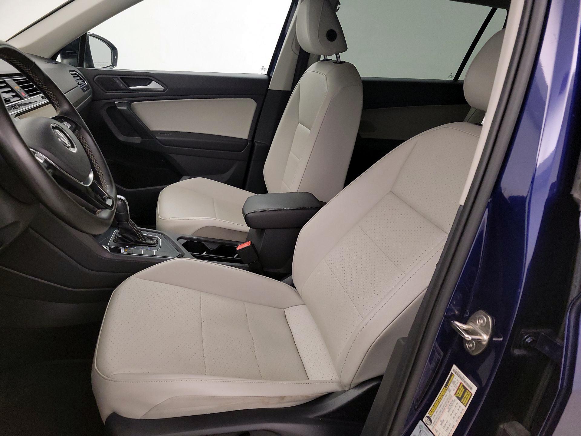 Thumbnail: 2021 Volkswagen Tiguan - 11