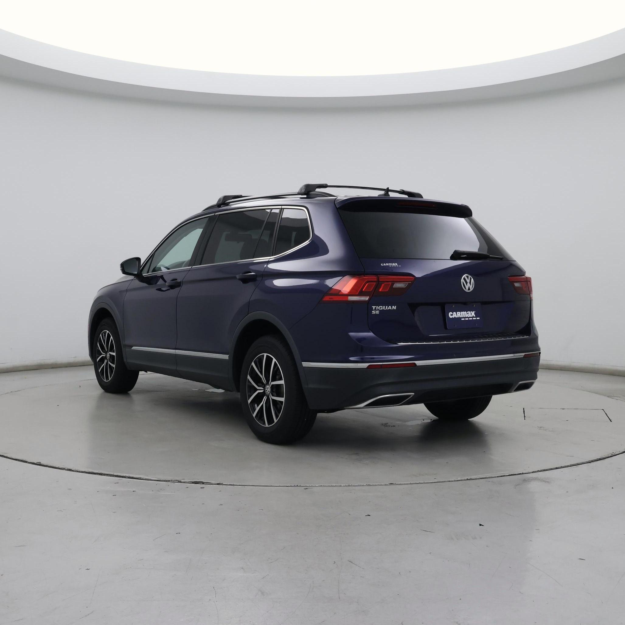 Thumbnail: 2021 Volkswagen Tiguan - 2