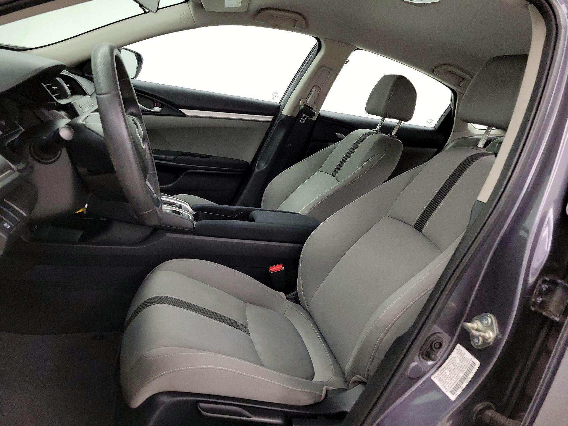 Thumbnail: 2016 Honda Civic - 11