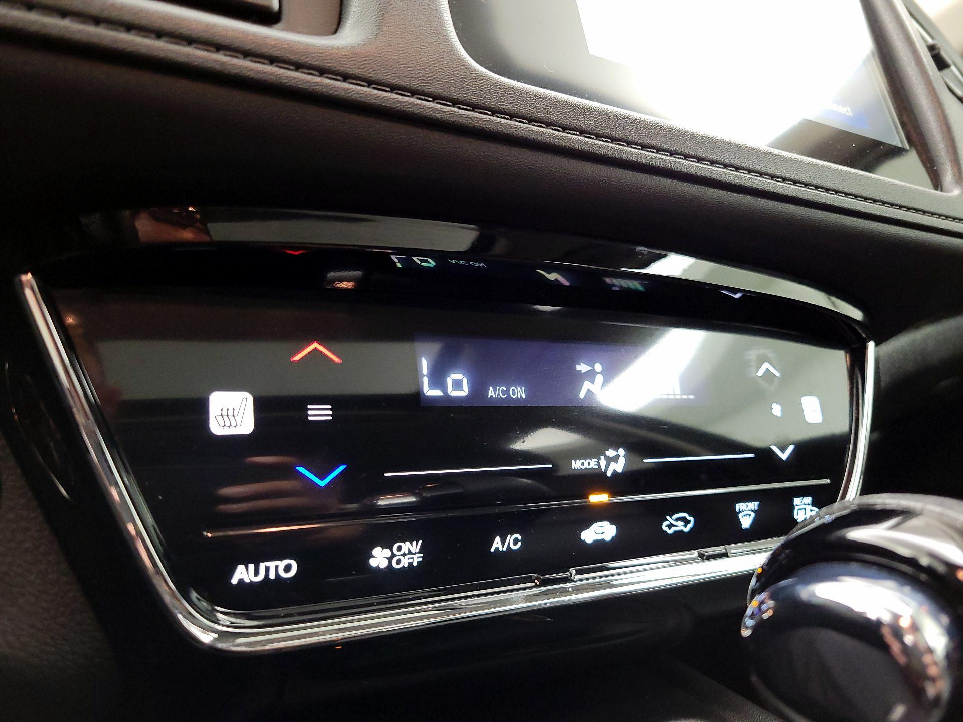 Thumbnail: 2017 Honda HR-V - 17