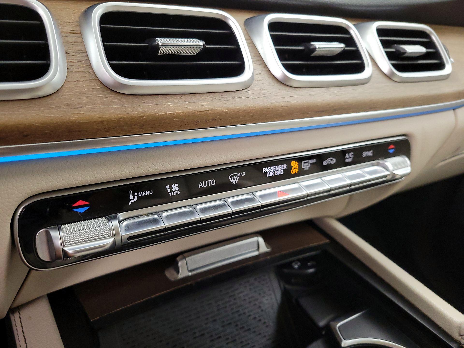 Thumbnail: 2021 Mercedes-Benz GLE - 17