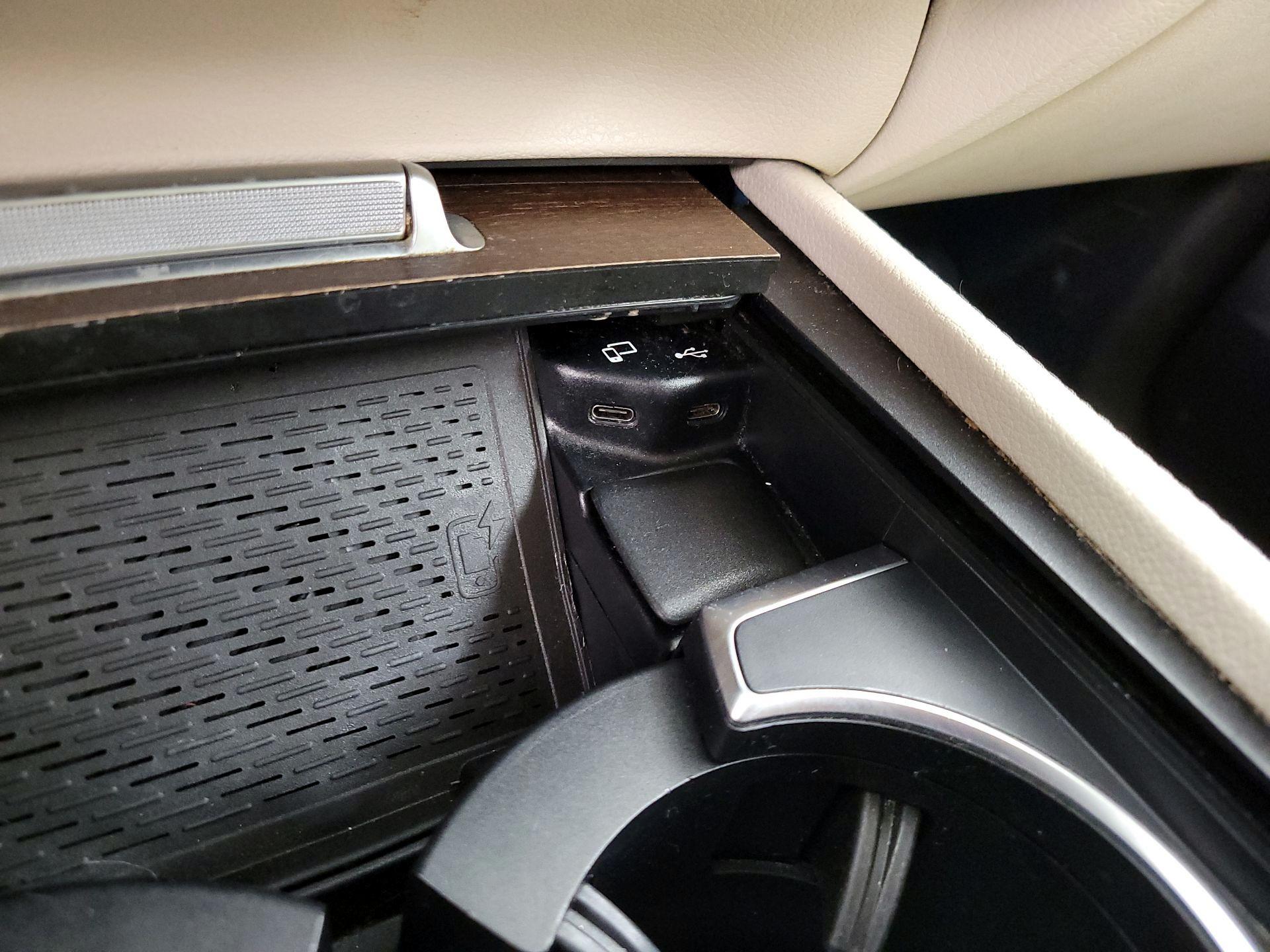 Thumbnail: 2021 Mercedes-Benz GLE - 19