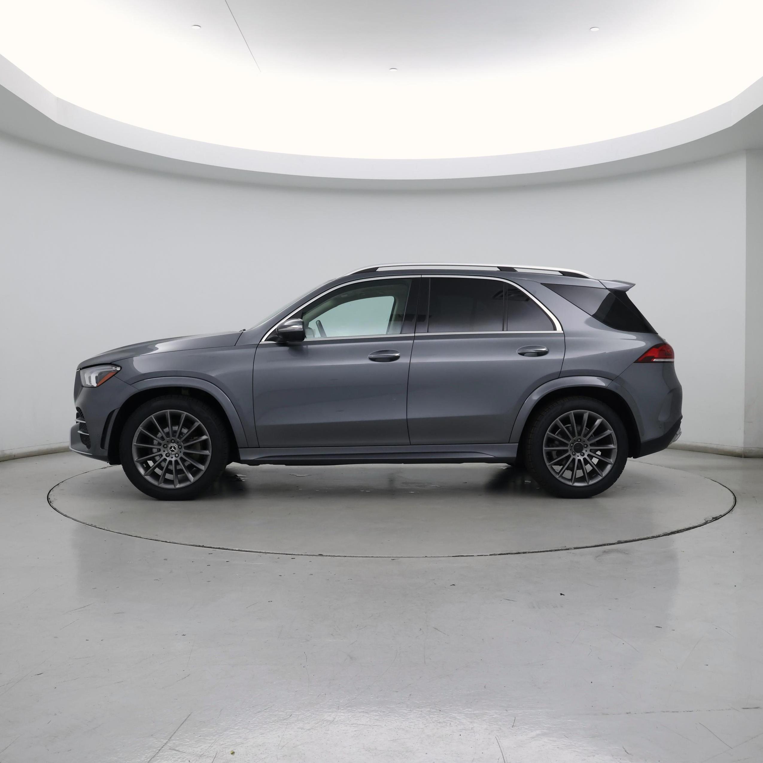 Thumbnail: 2021 Mercedes-Benz GLE - 3