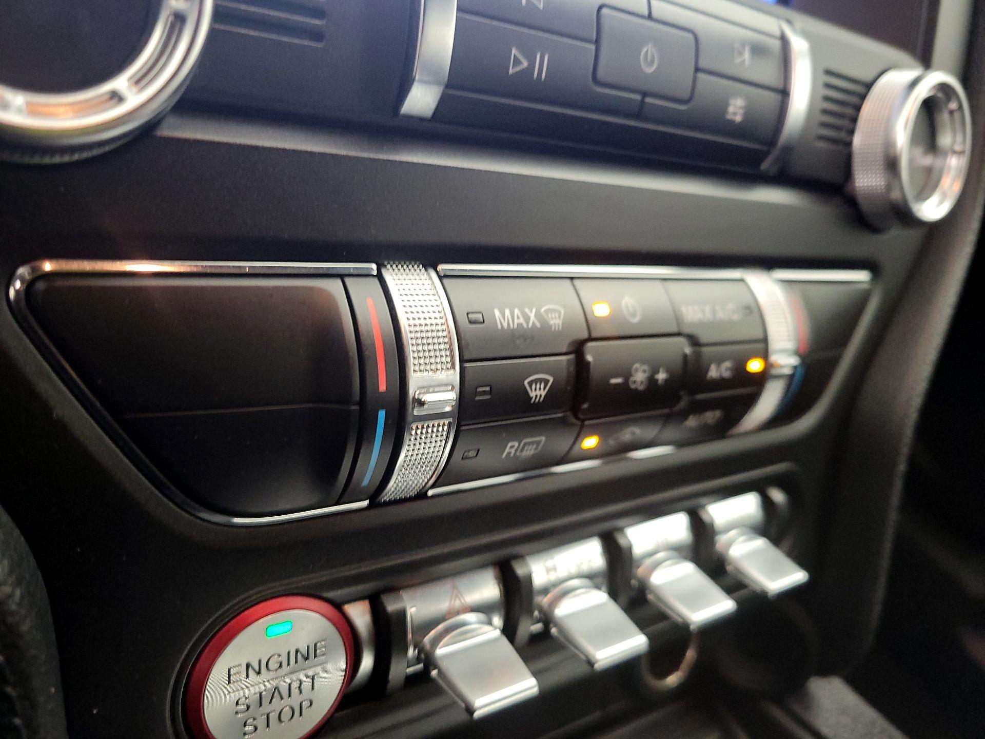 Thumbnail: 2019 Ford Mustang - 15