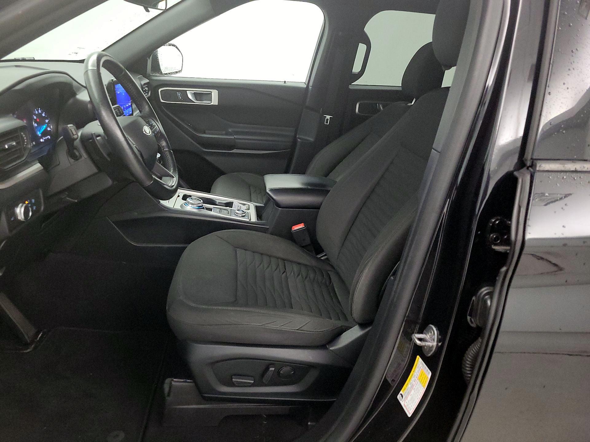 Thumbnail: 2020 Ford Explorer - 11