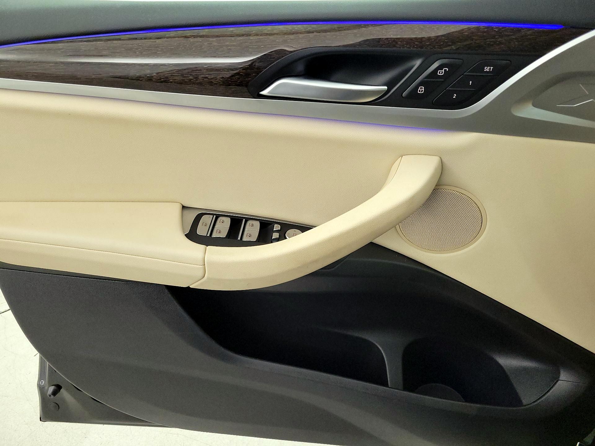 Thumbnail: 2021 BMW X4 - 12