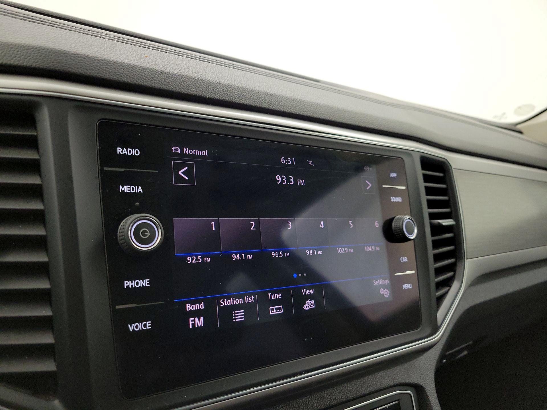 Thumbnail: 2019 Volkswagen Atlas - 15