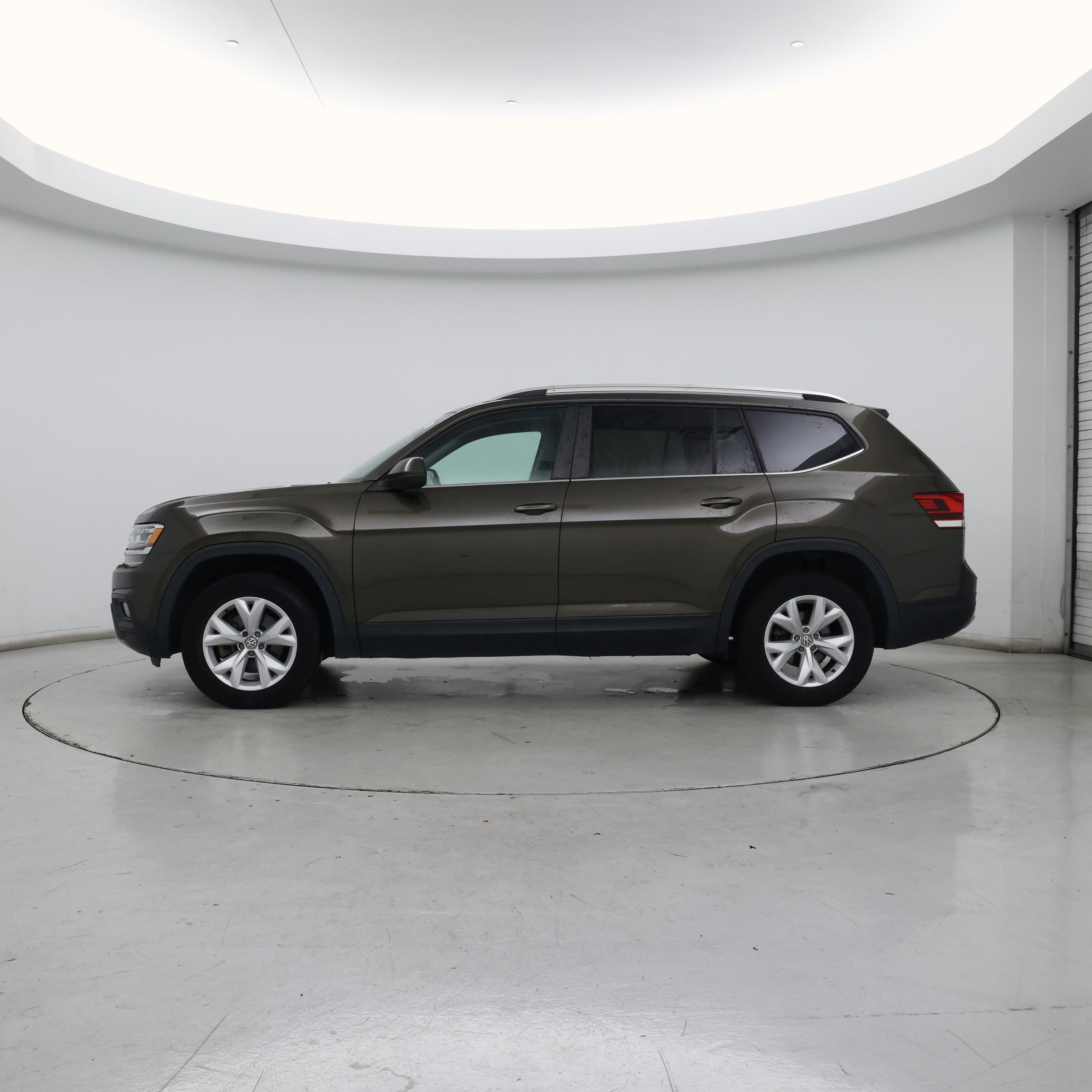 Thumbnail: 2019 Volkswagen Atlas - 3