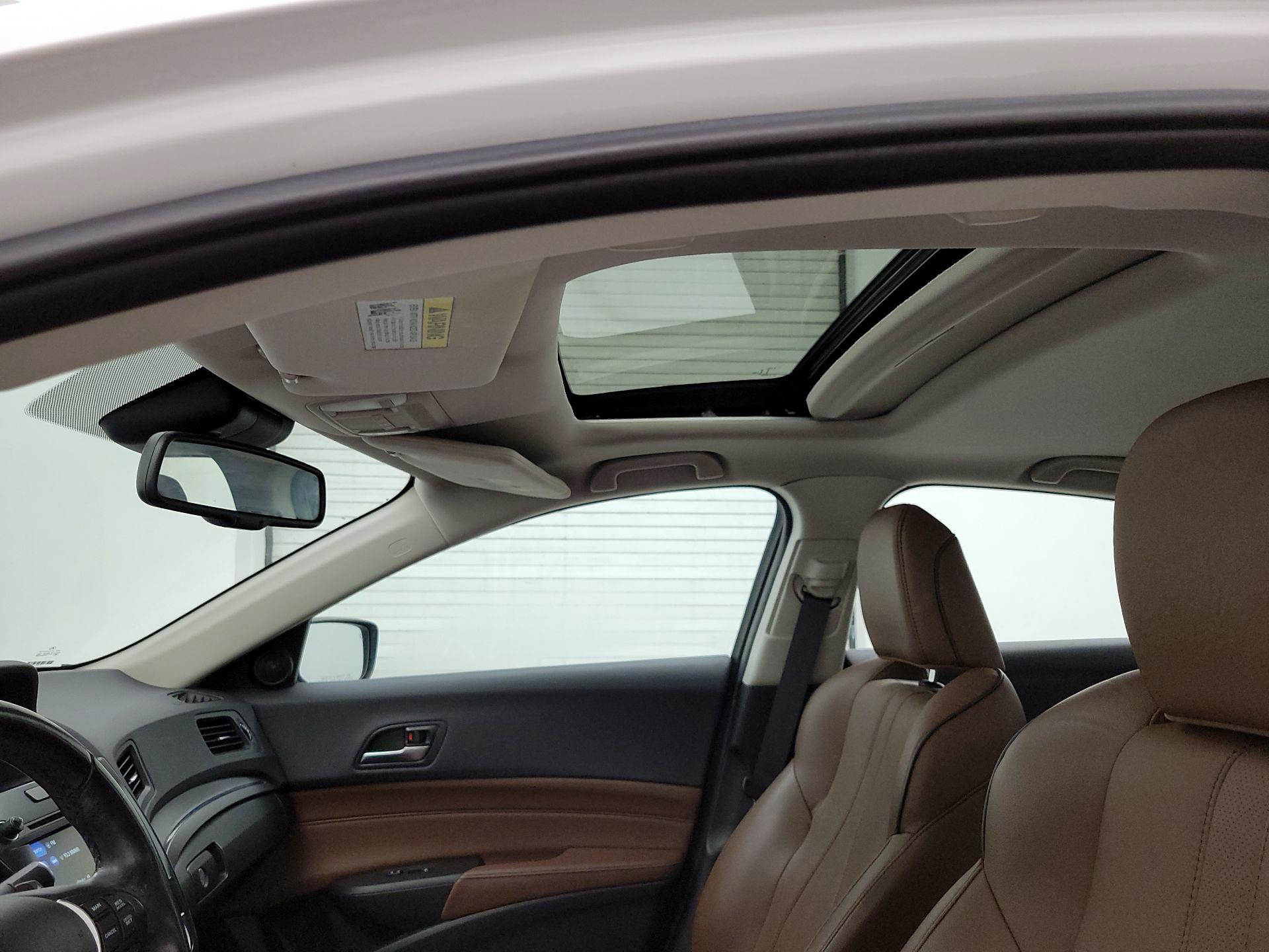 Thumbnail: 2021 Acura ILX - 18