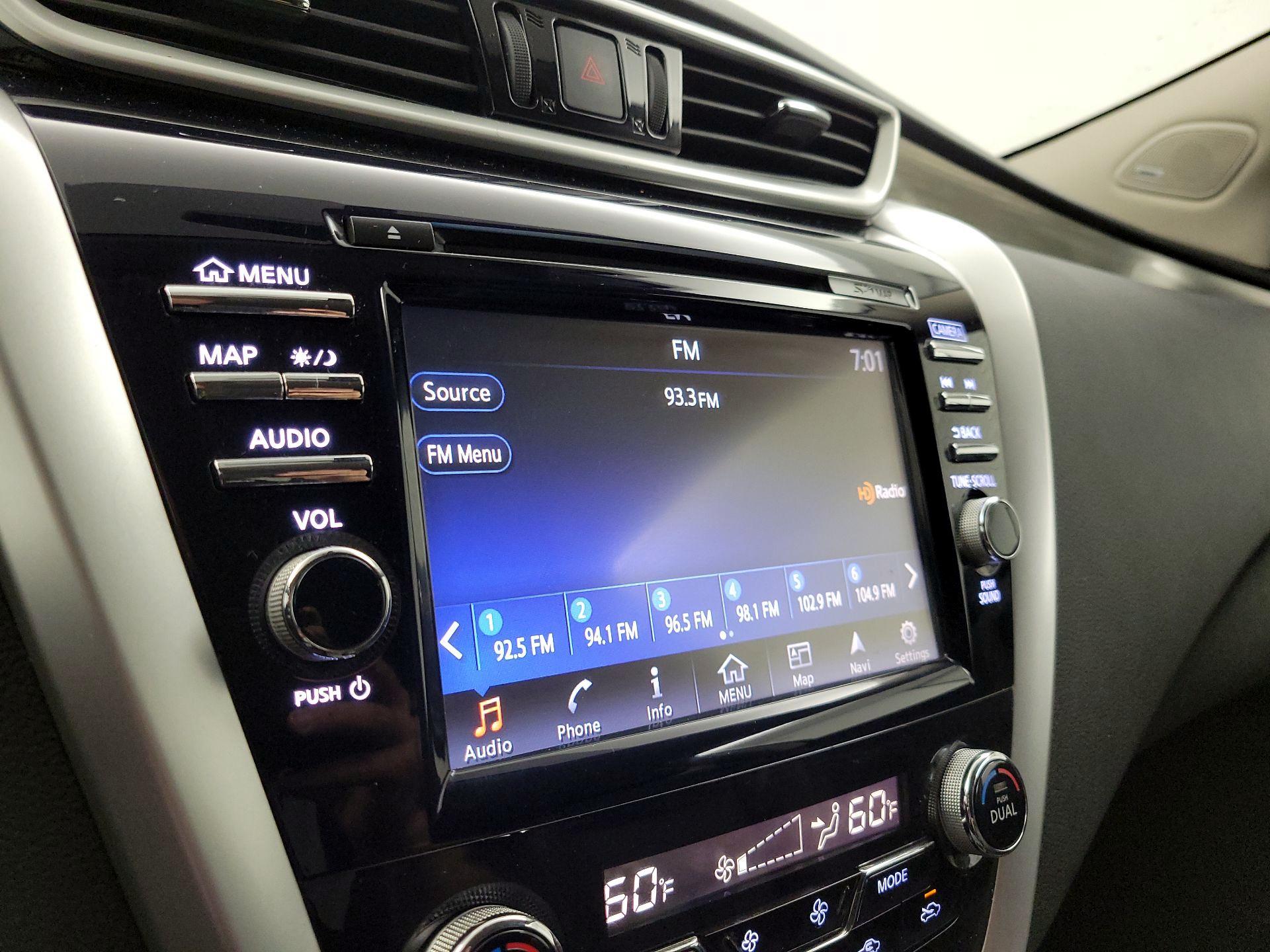 Thumbnail: 2015 Nissan Murano - 16