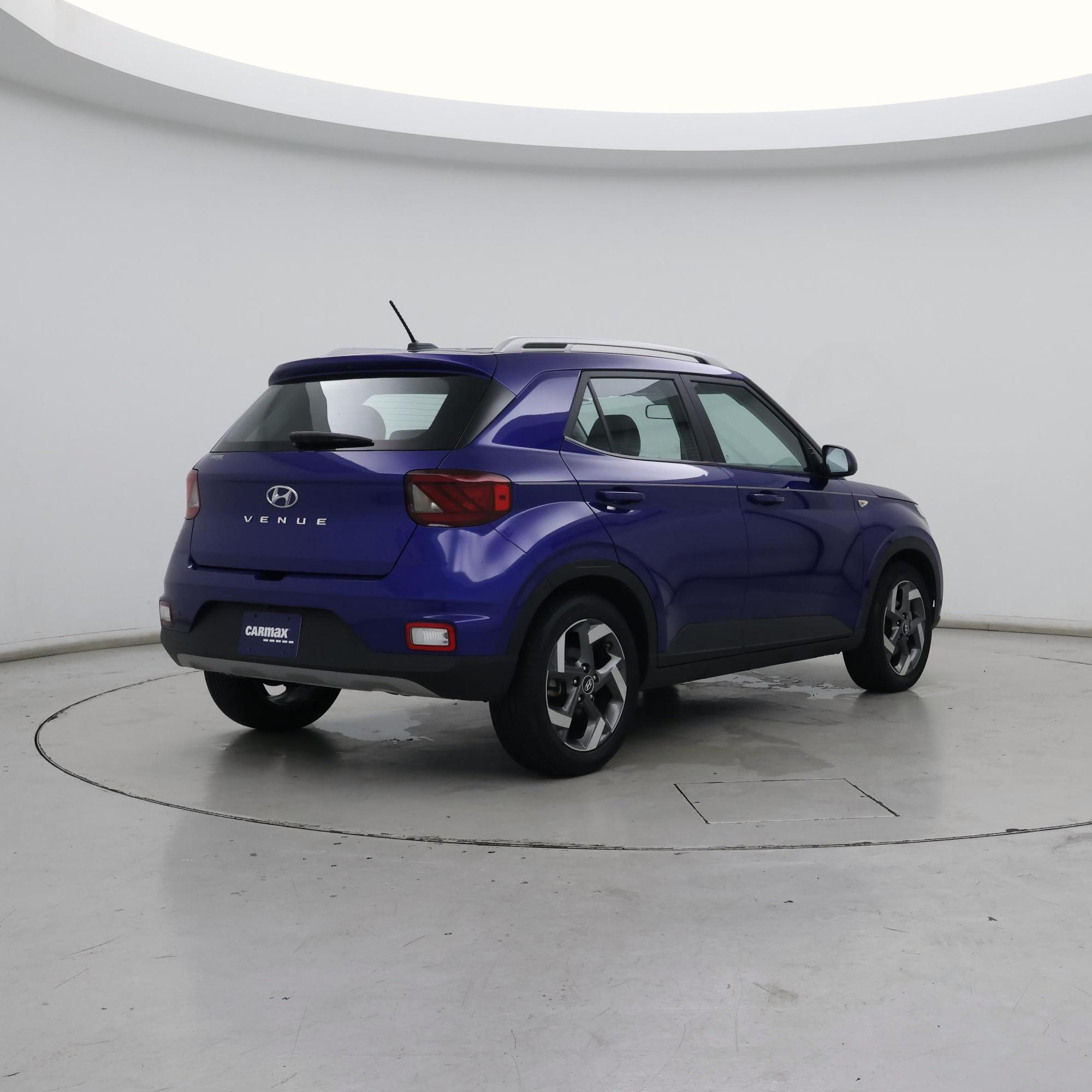 Thumbnail: 2023 Hyundai Venue - 8
