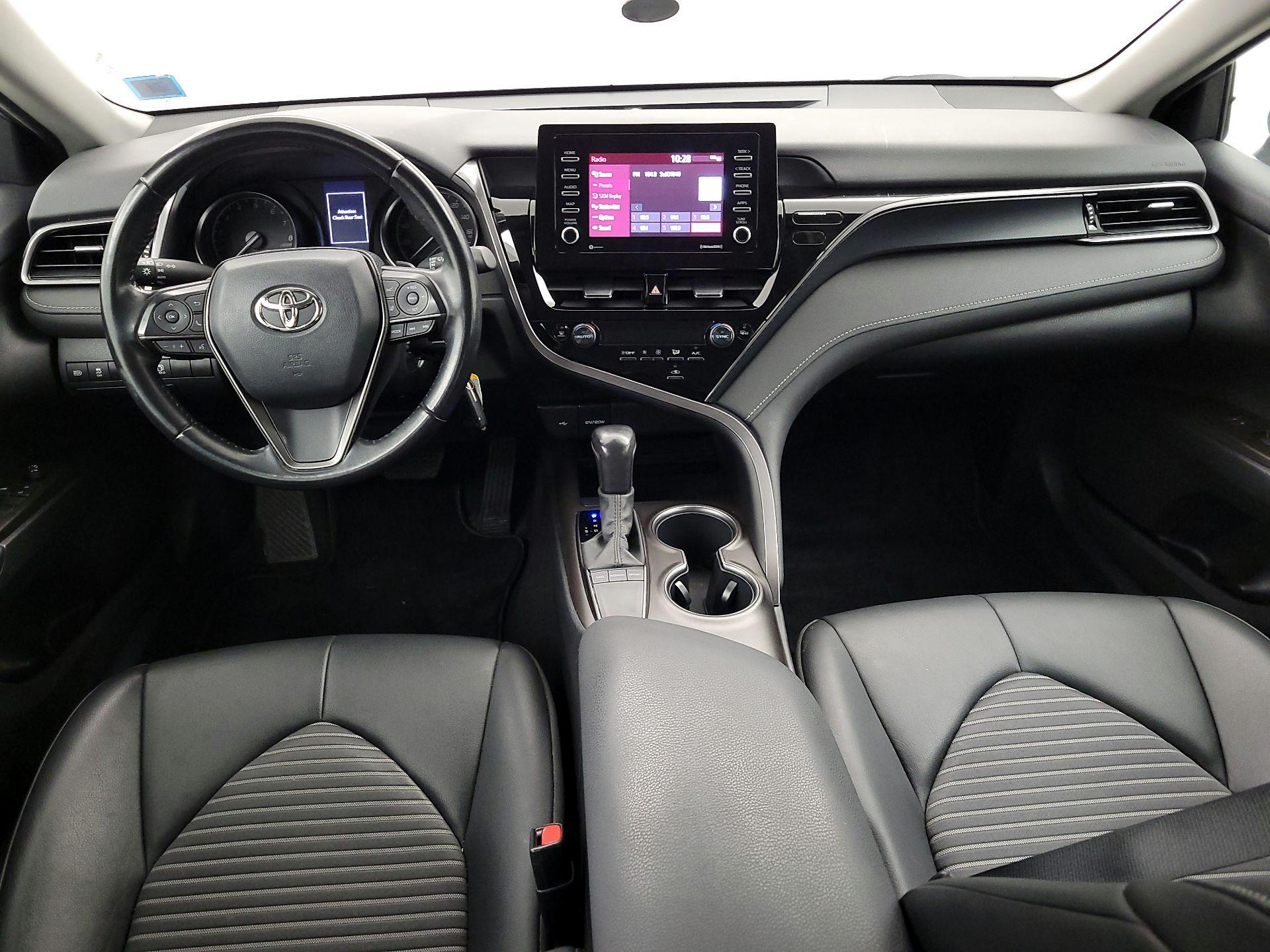 Thumbnail: 2022 Toyota Camry - 9