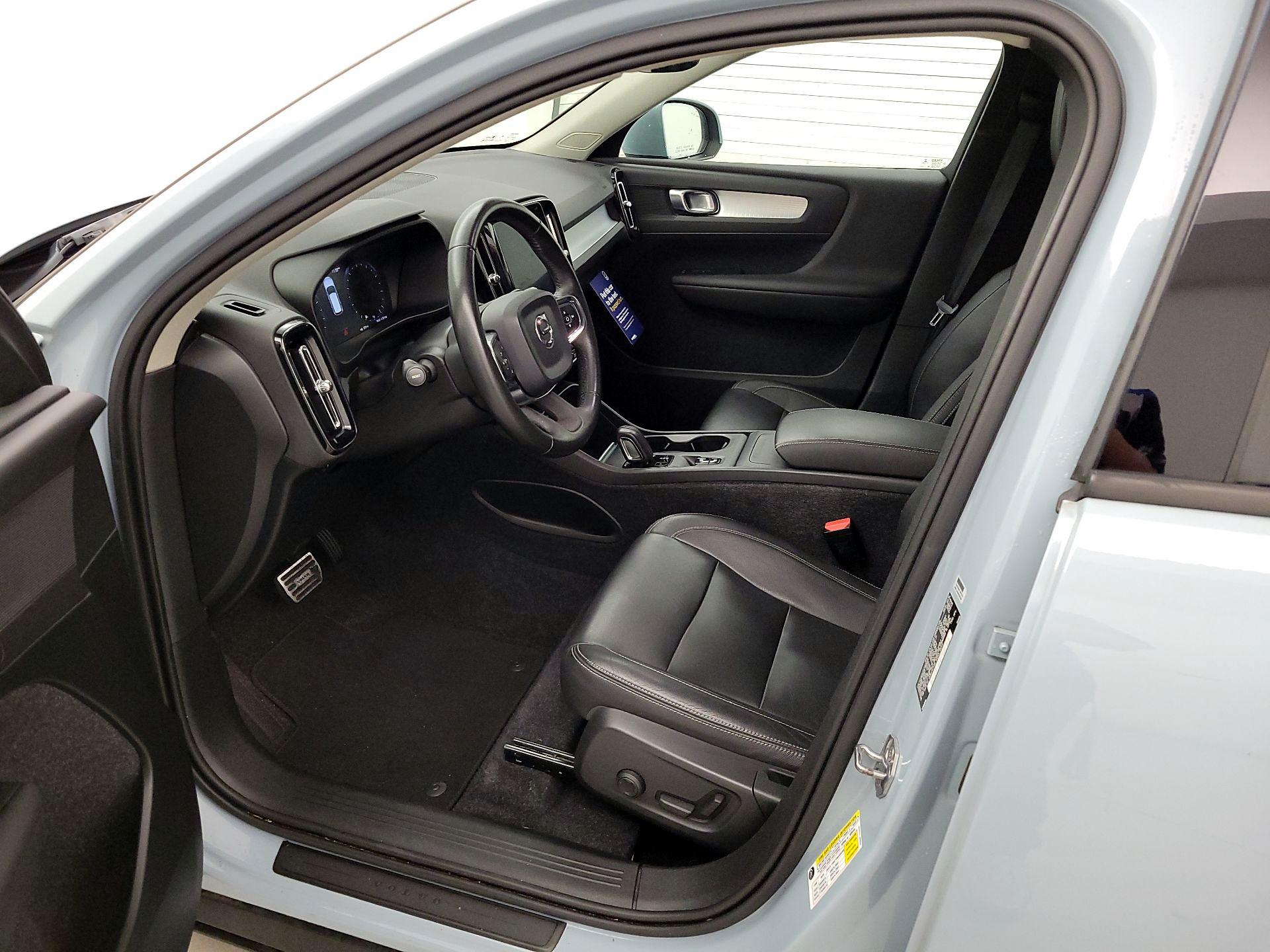 Thumbnail: 2019 Volvo XC40 - 11
