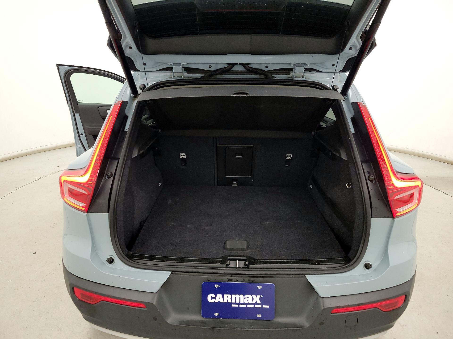 Thumbnail: 2019 Volvo XC40 - 20