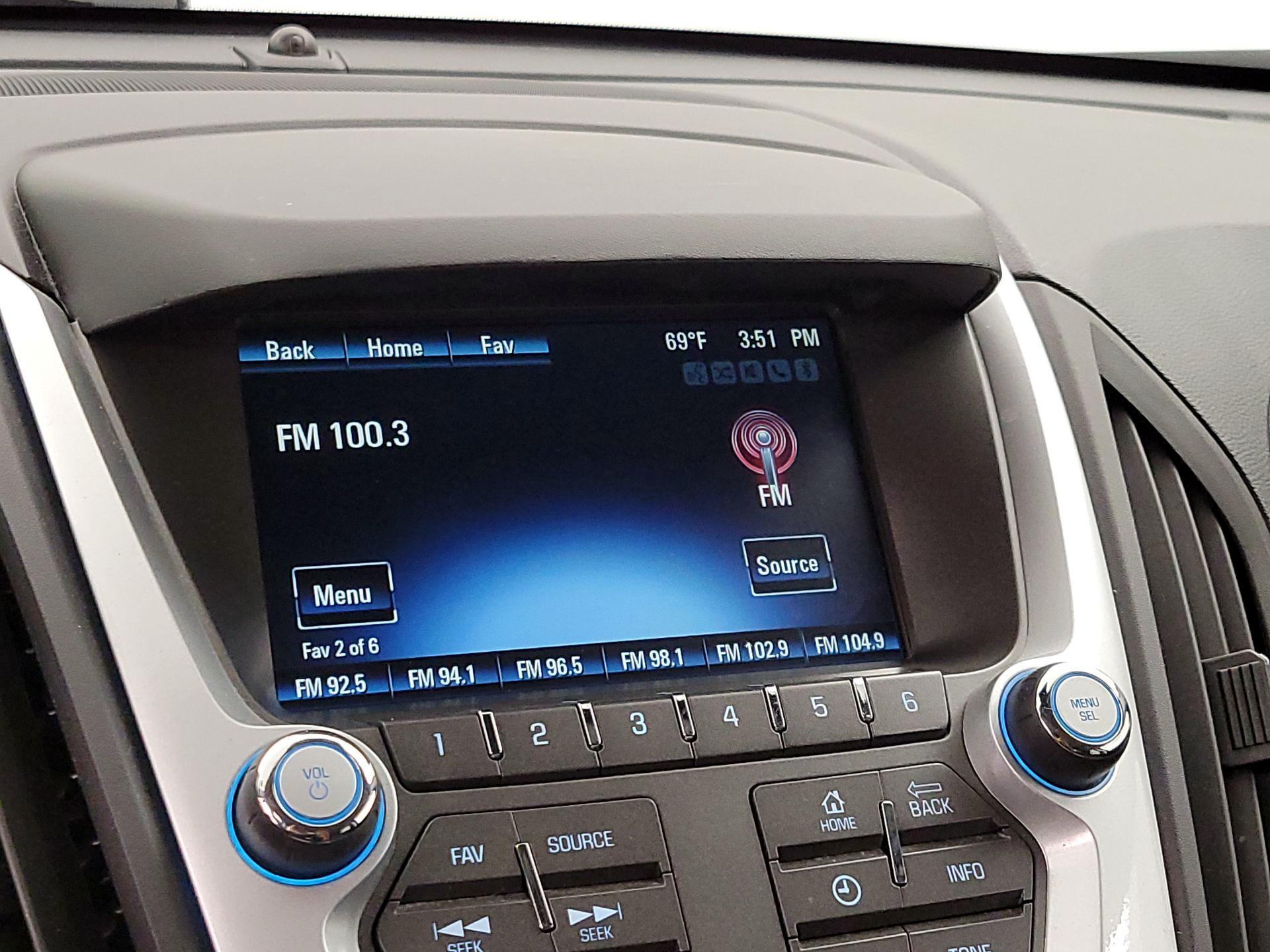 Thumbnail: 2015 Chevrolet Equinox - 14
