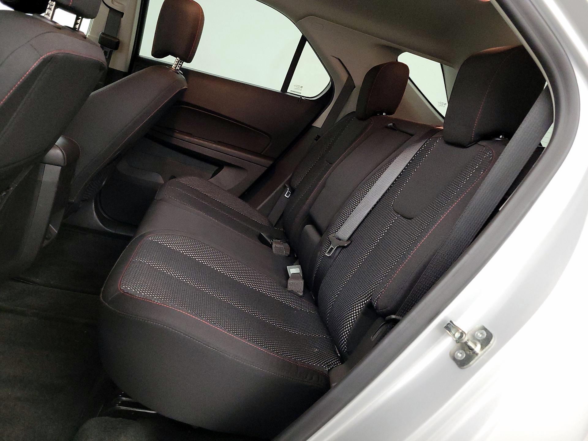 Thumbnail: 2015 Chevrolet Equinox - 18