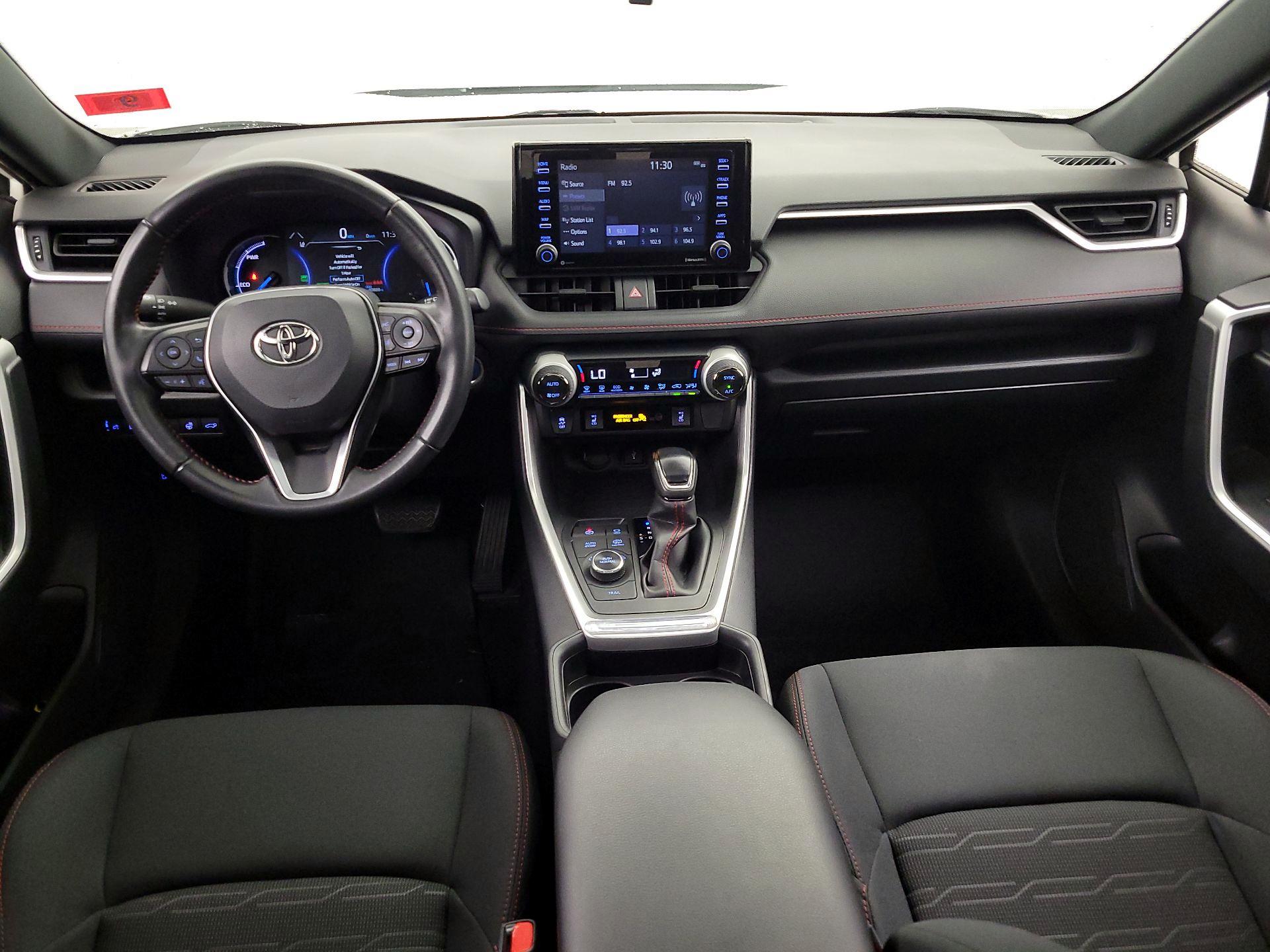 Thumbnail: 2021 Toyota RAV4 - 9