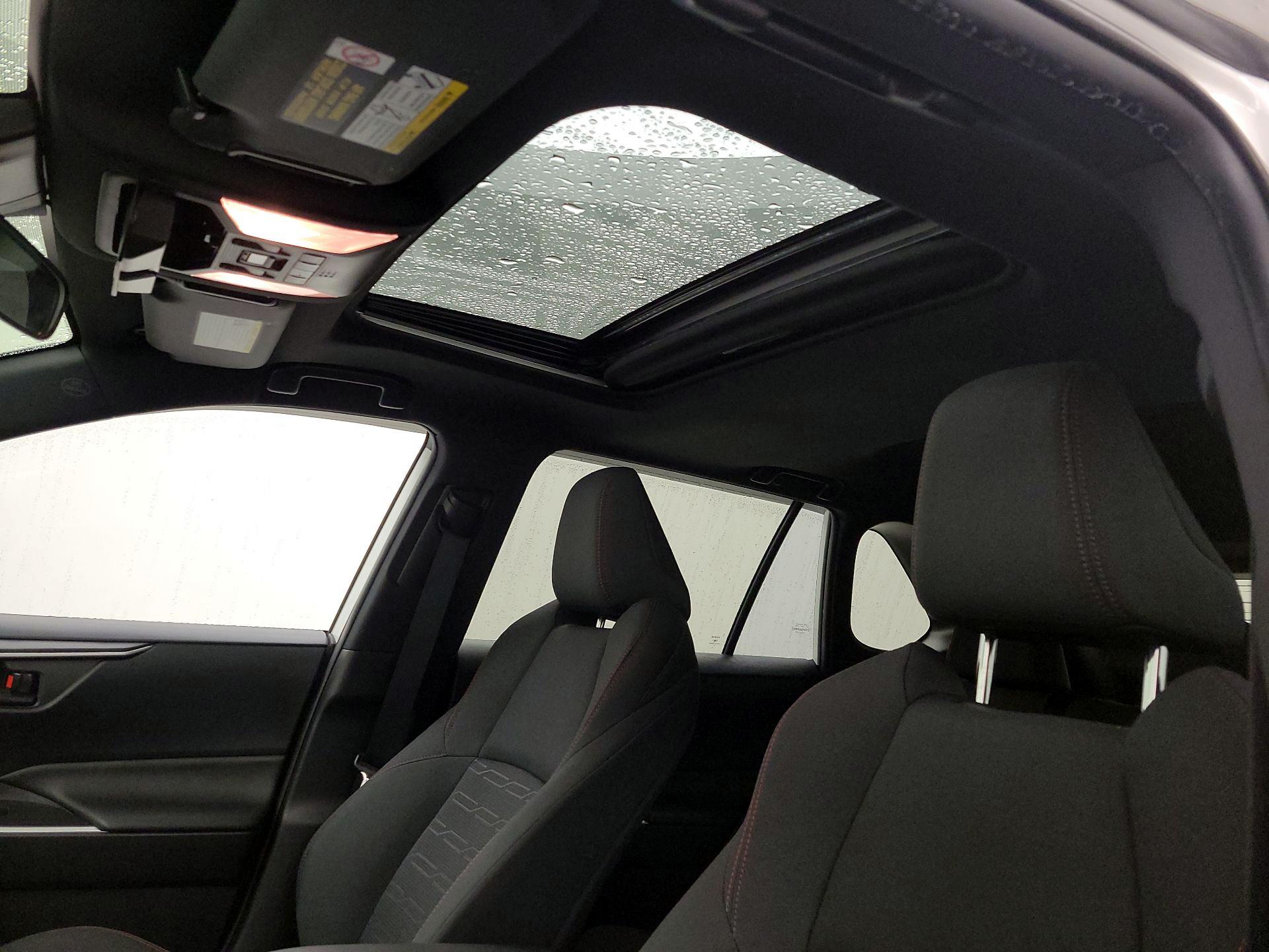 Thumbnail: 2021 Toyota RAV4 - 19