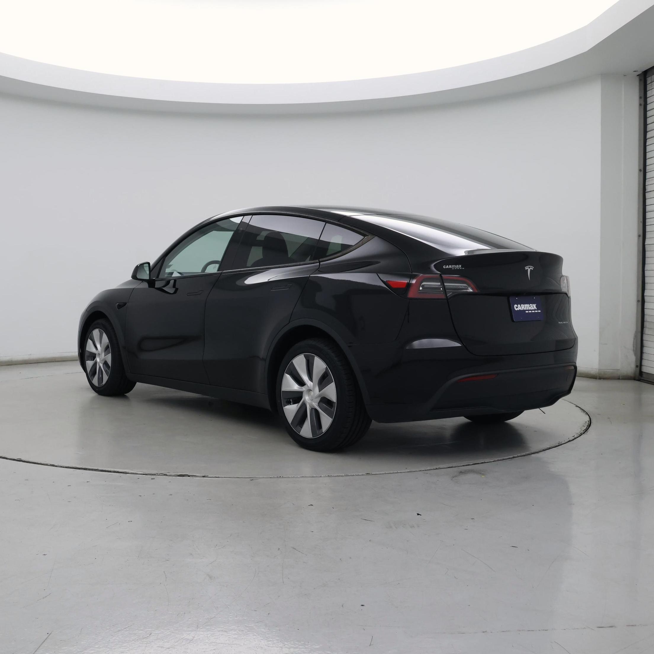 Thumbnail: 2023 Tesla Model Y - 2