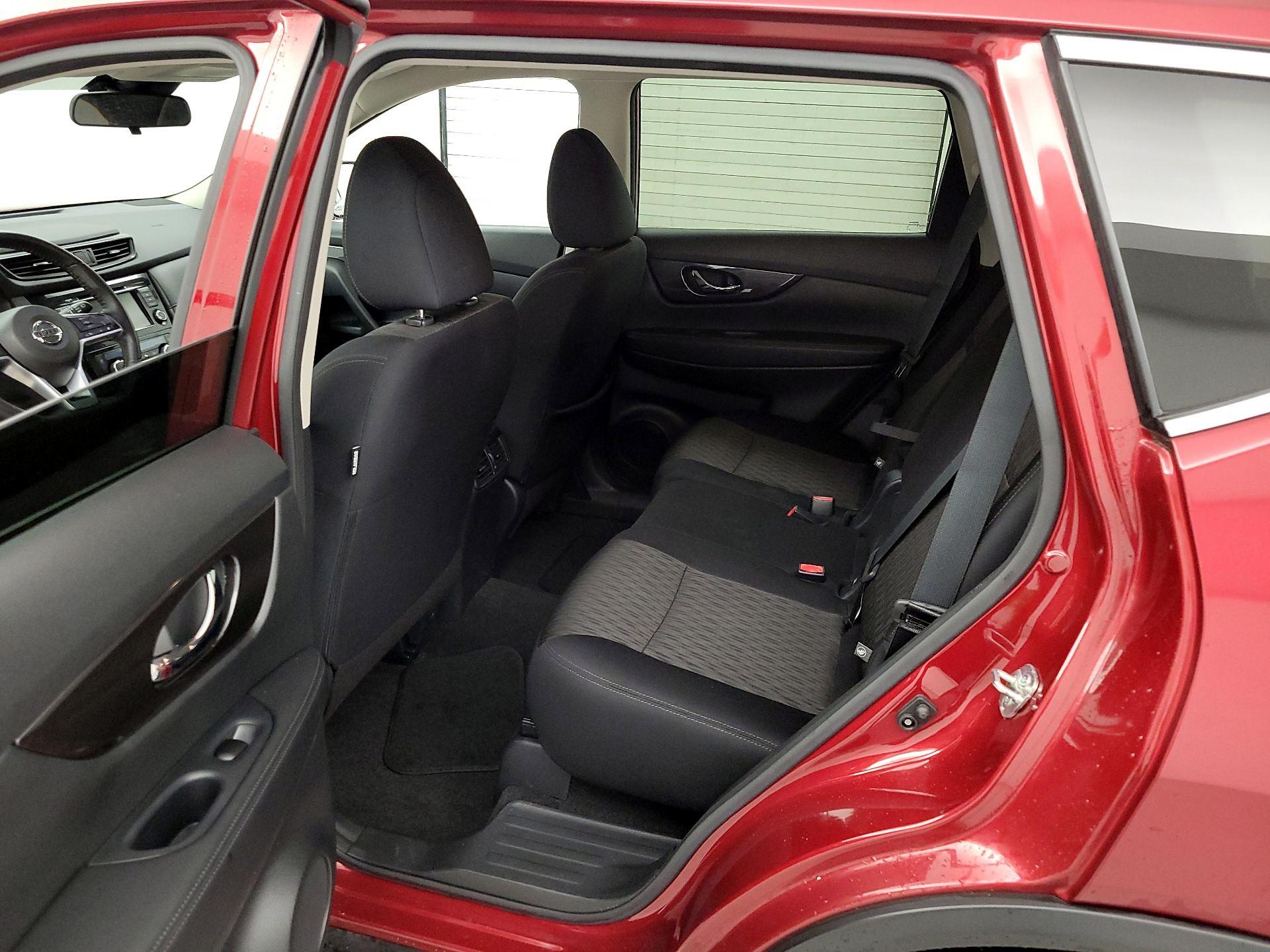 Thumbnail: 2020 Nissan Rogue - 19