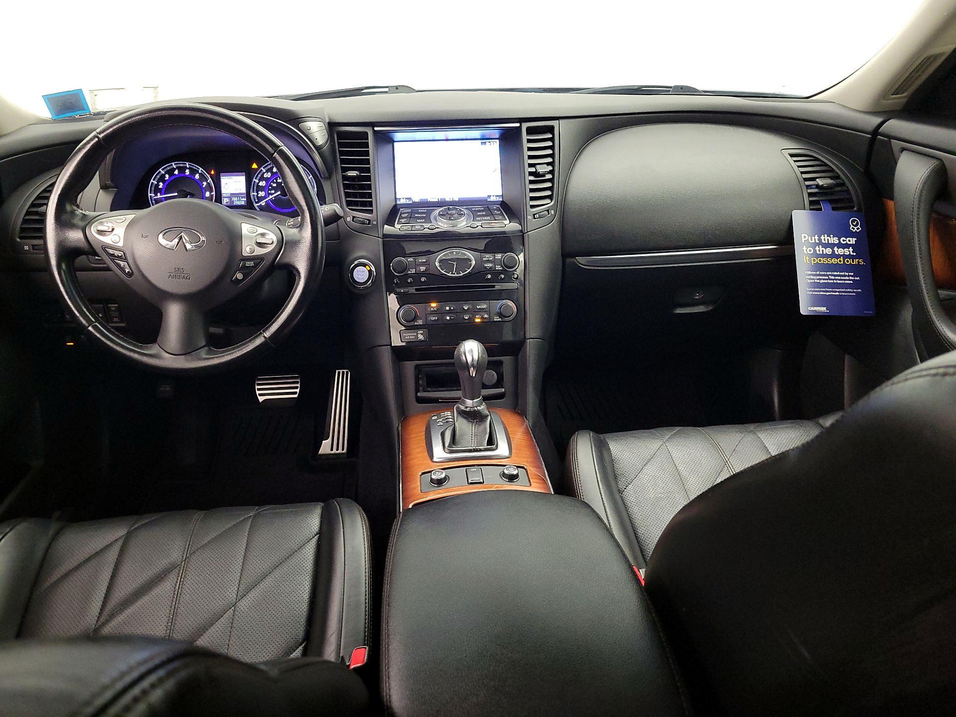 Thumbnail: 2016 INFINITI QX70 - 9
