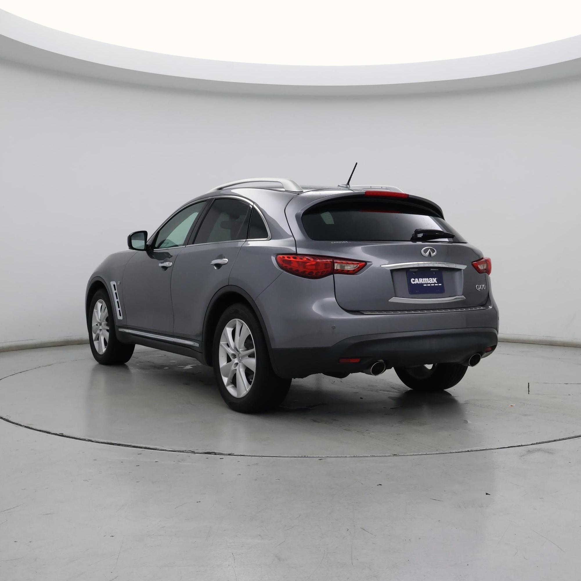 Thumbnail: 2016 INFINITI QX70 - 2